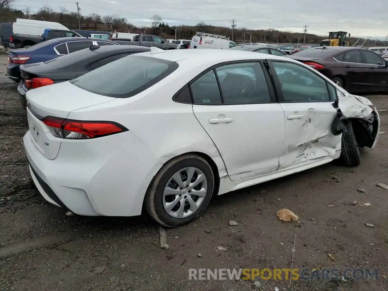 3 Photograph of a damaged car 5YFEPRAE5LP014339 TOYOTA COROLLA 2020