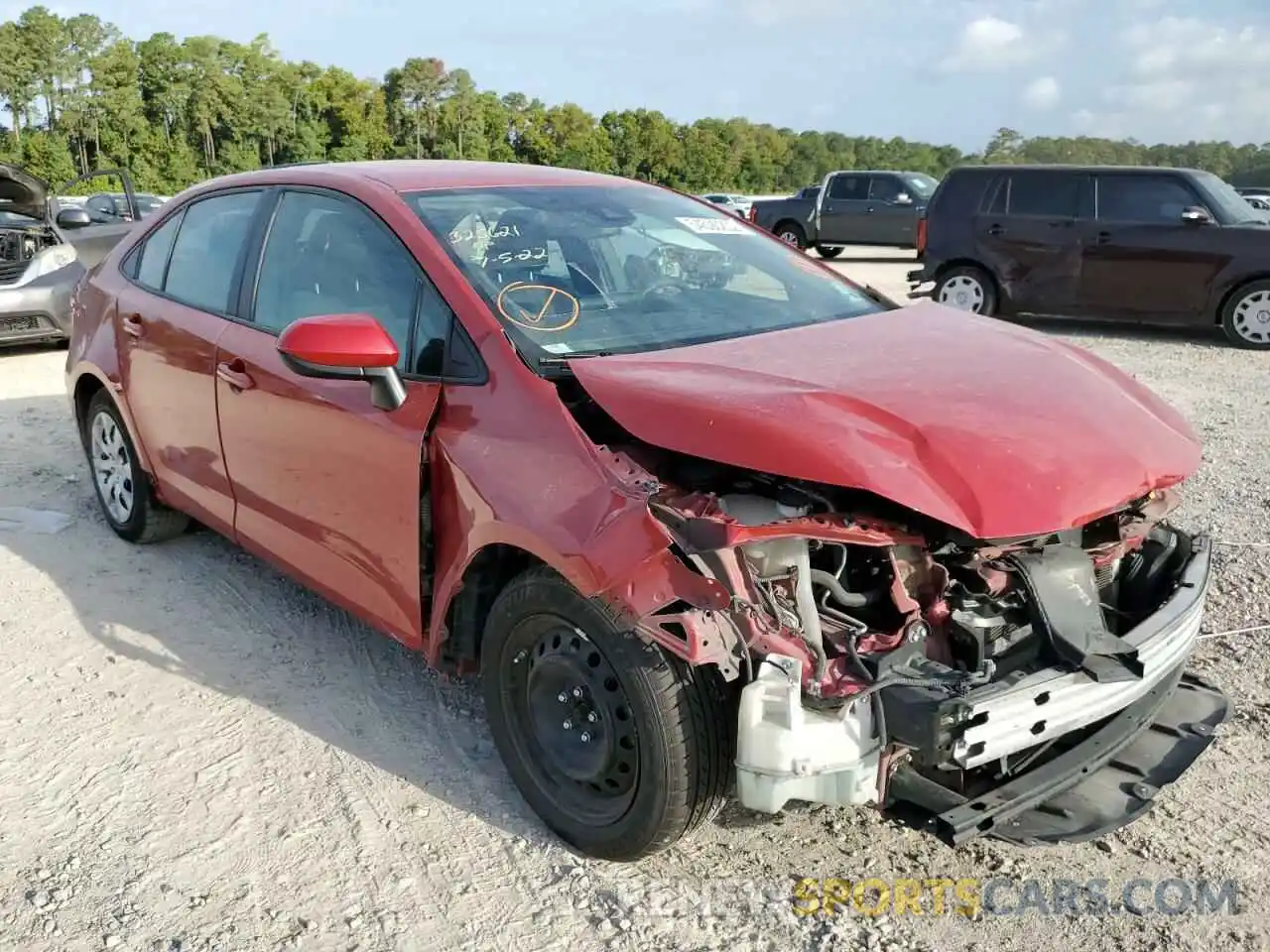 1 Photograph of a damaged car 5YFEPRAE5LP015149 TOYOTA COROLLA 2020