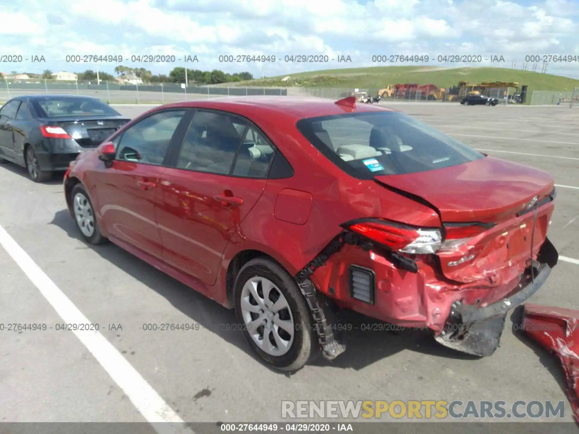 3 Photograph of a damaged car 5YFEPRAE5LP017970 TOYOTA COROLLA 2020