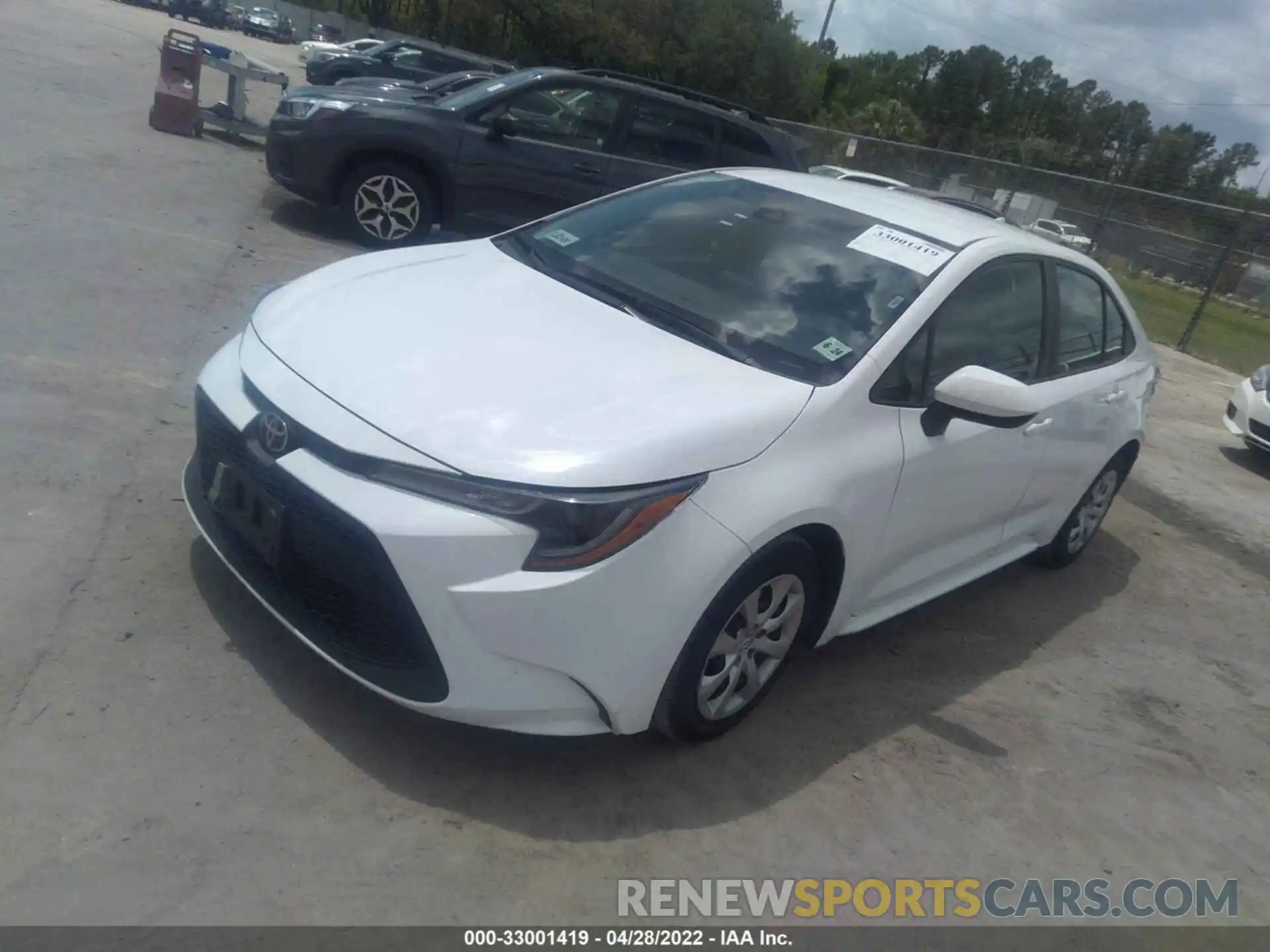 2 Photograph of a damaged car 5YFEPRAE5LP023753 TOYOTA COROLLA 2020