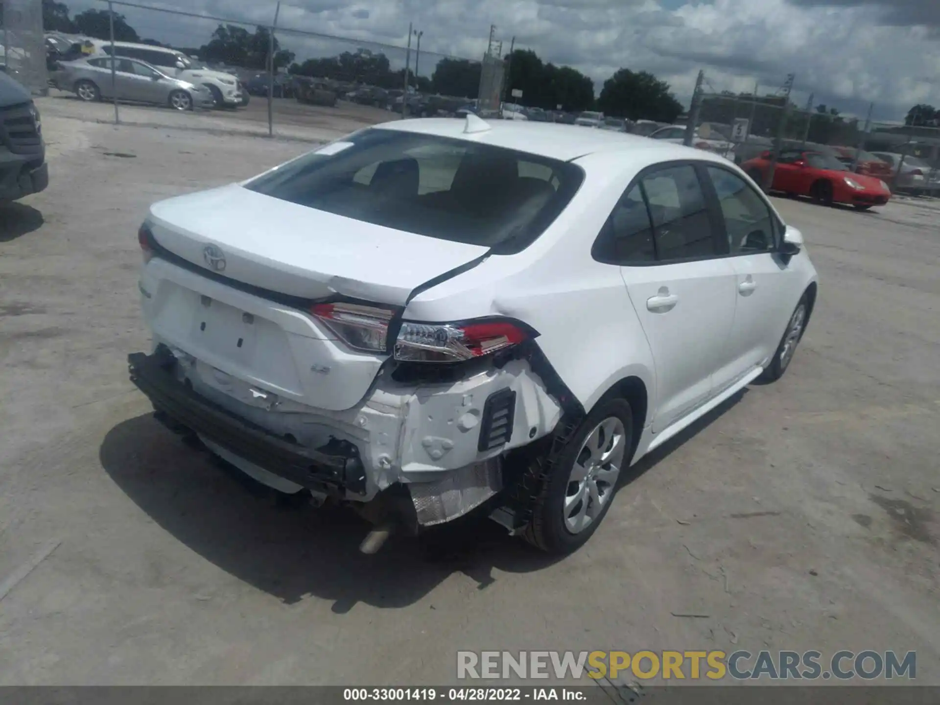 4 Photograph of a damaged car 5YFEPRAE5LP023753 TOYOTA COROLLA 2020