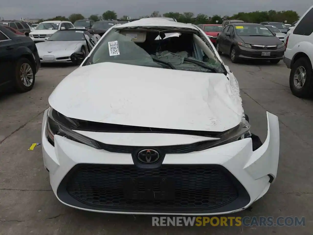 5 Photograph of a damaged car 5YFEPRAE5LP024305 TOYOTA COROLLA 2020