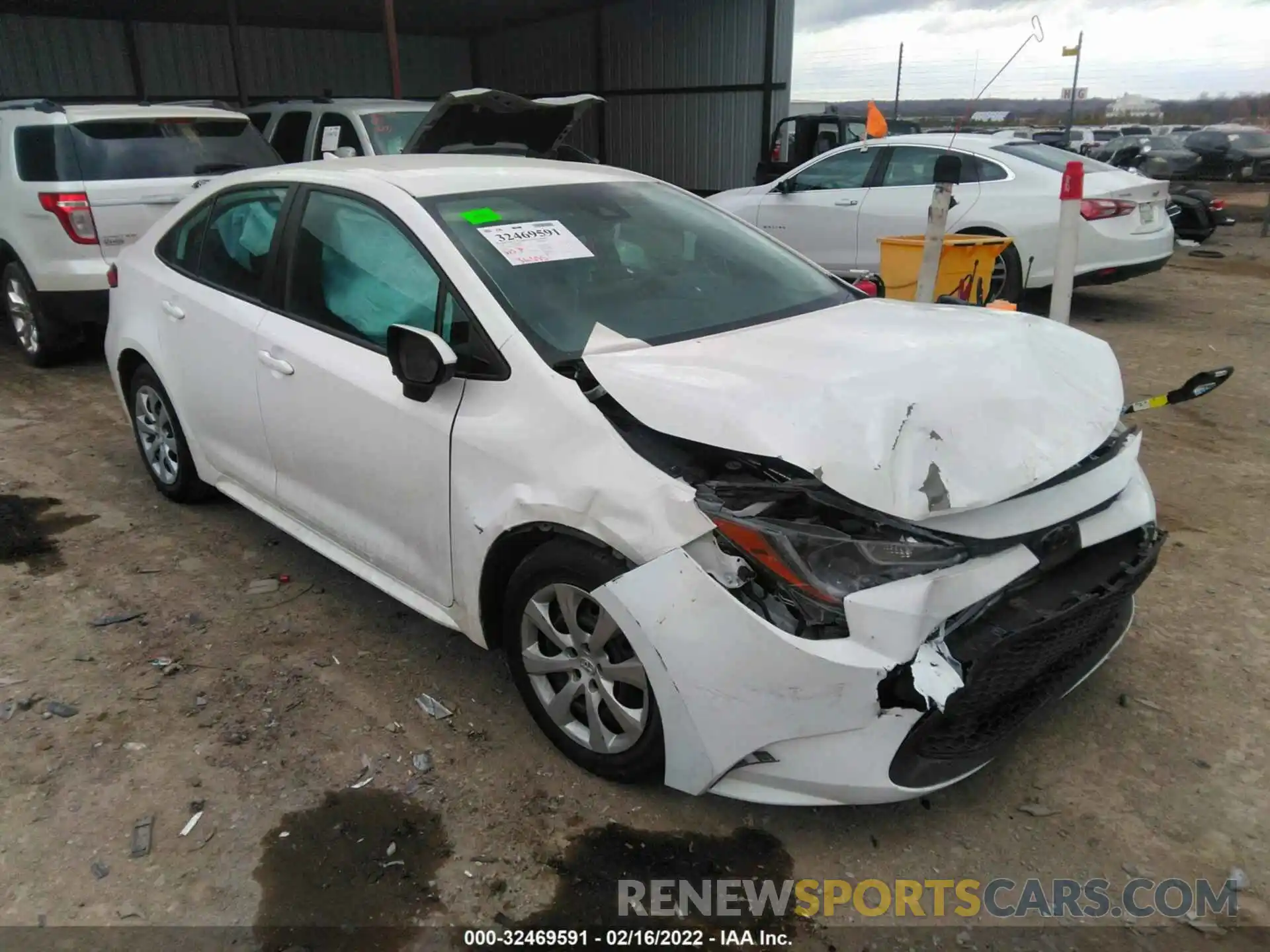 1 Photograph of a damaged car 5YFEPRAE5LP024871 TOYOTA COROLLA 2020