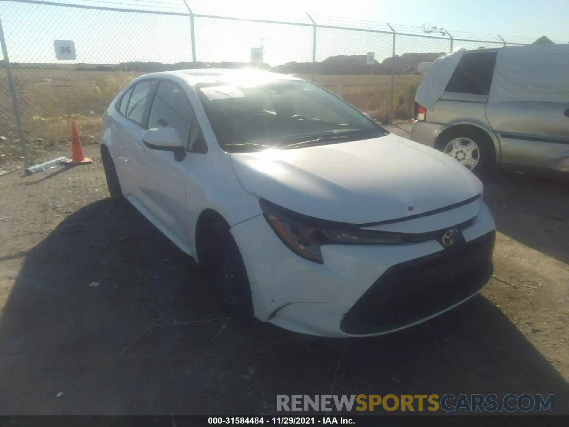 1 Photograph of a damaged car 5YFEPRAE5LP026054 TOYOTA COROLLA 2020