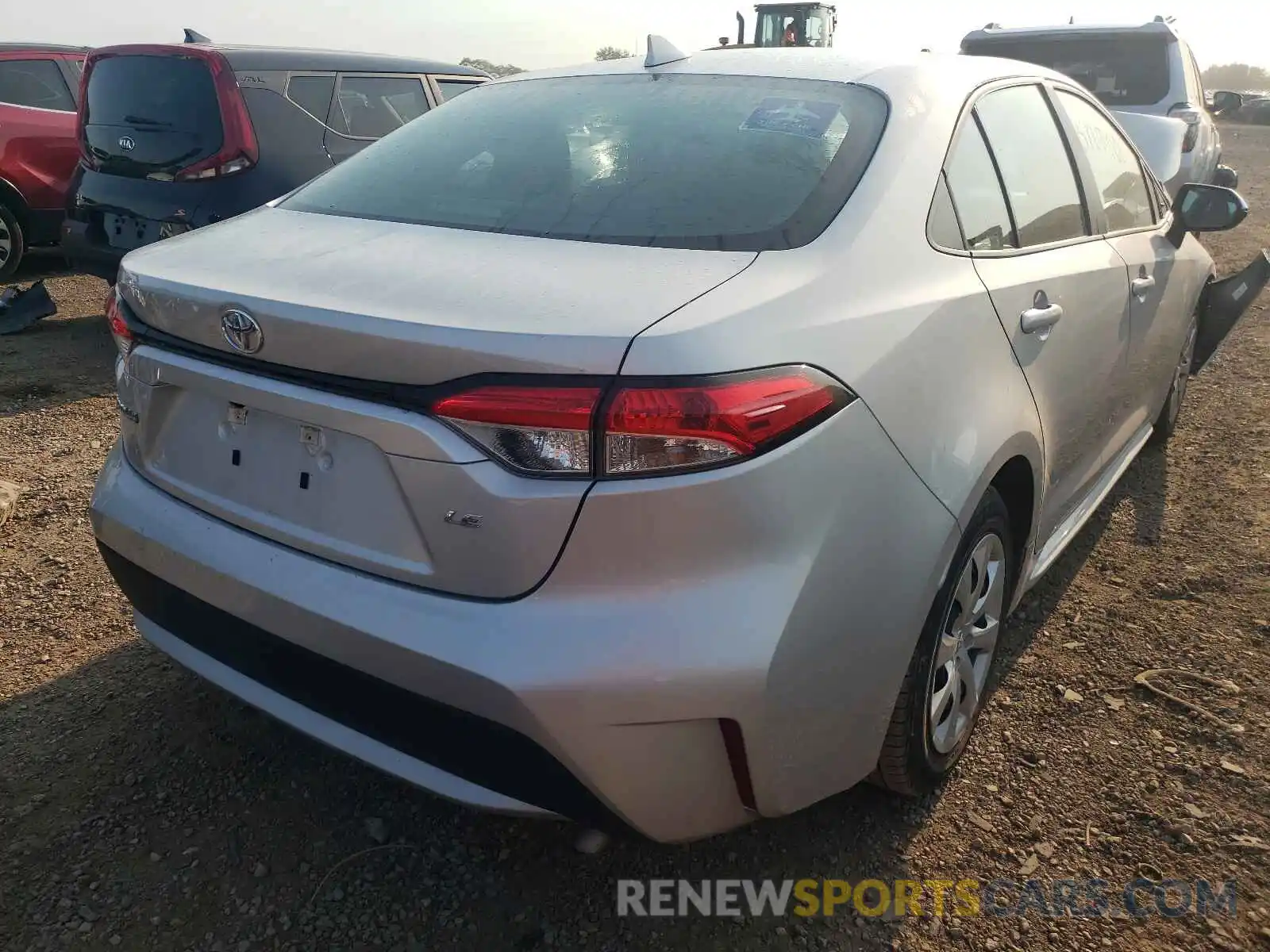 4 Photograph of a damaged car 5YFEPRAE5LP027267 TOYOTA COROLLA 2020