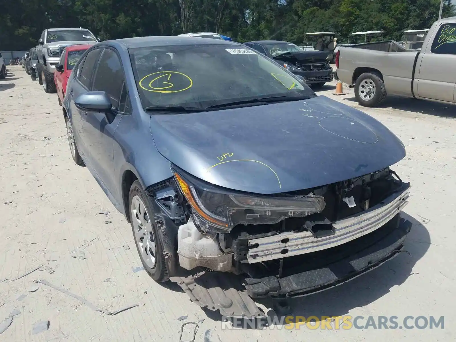 1 Photograph of a damaged car 5YFEPRAE5LP027320 TOYOTA COROLLA 2020