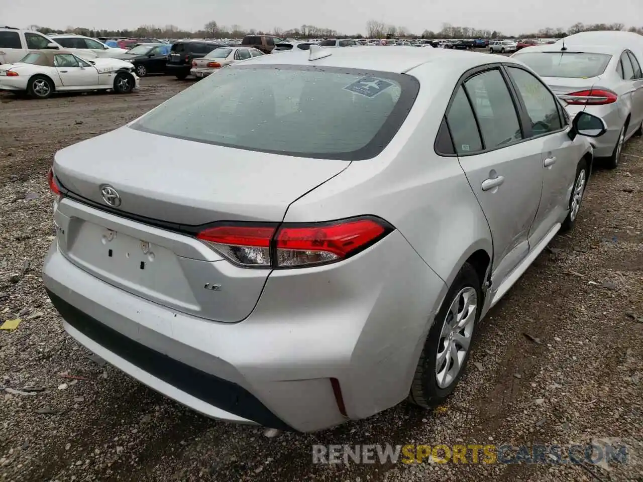 4 Photograph of a damaged car 5YFEPRAE5LP027740 TOYOTA COROLLA 2020