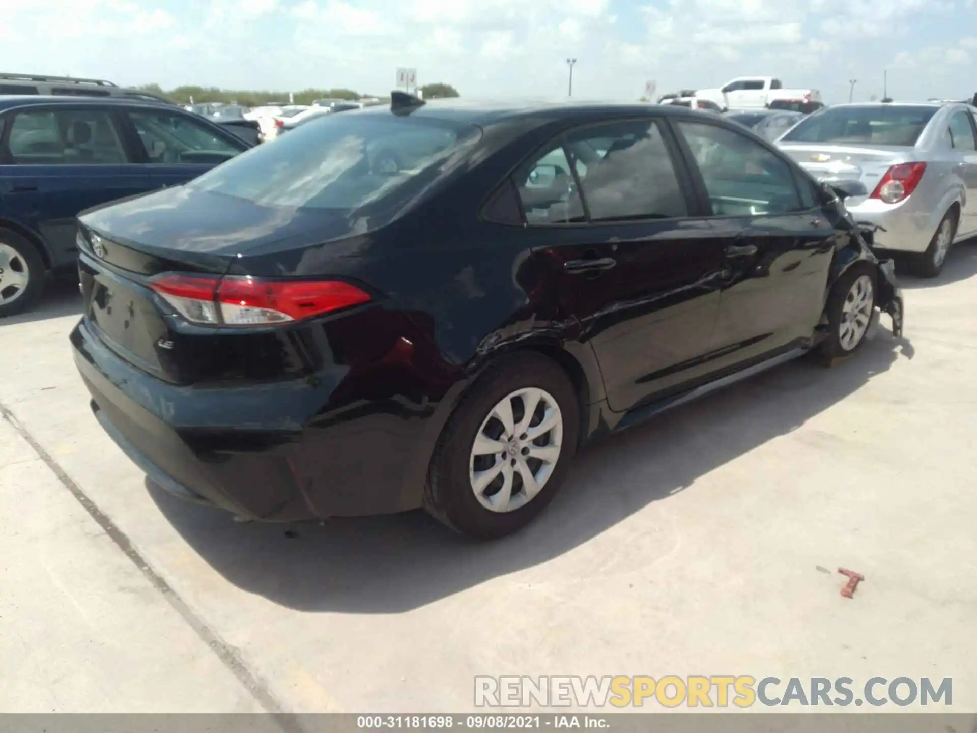 4 Photograph of a damaged car 5YFEPRAE5LP028290 TOYOTA COROLLA 2020