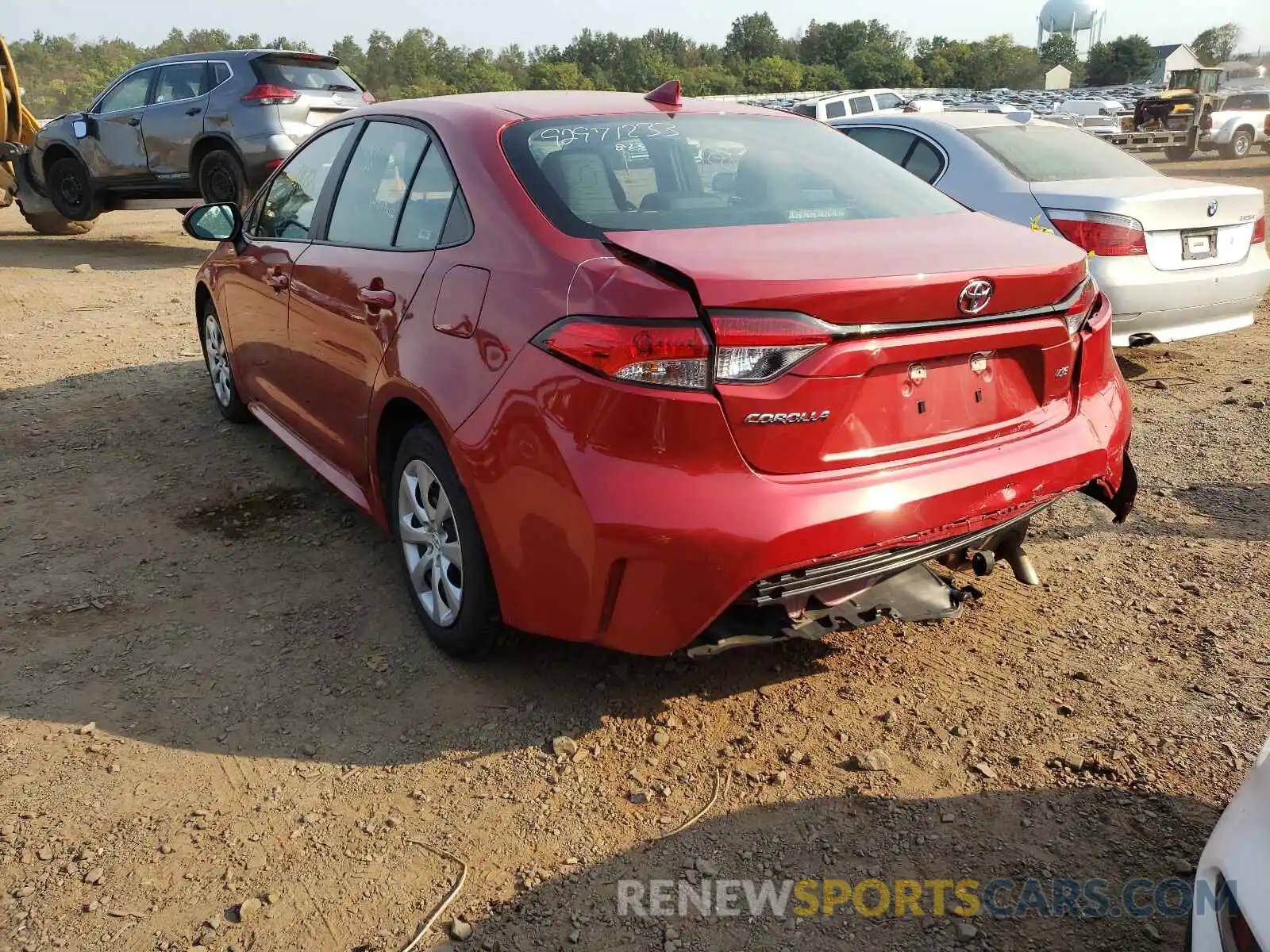 3 Photograph of a damaged car 5YFEPRAE5LP028743 TOYOTA COROLLA 2020