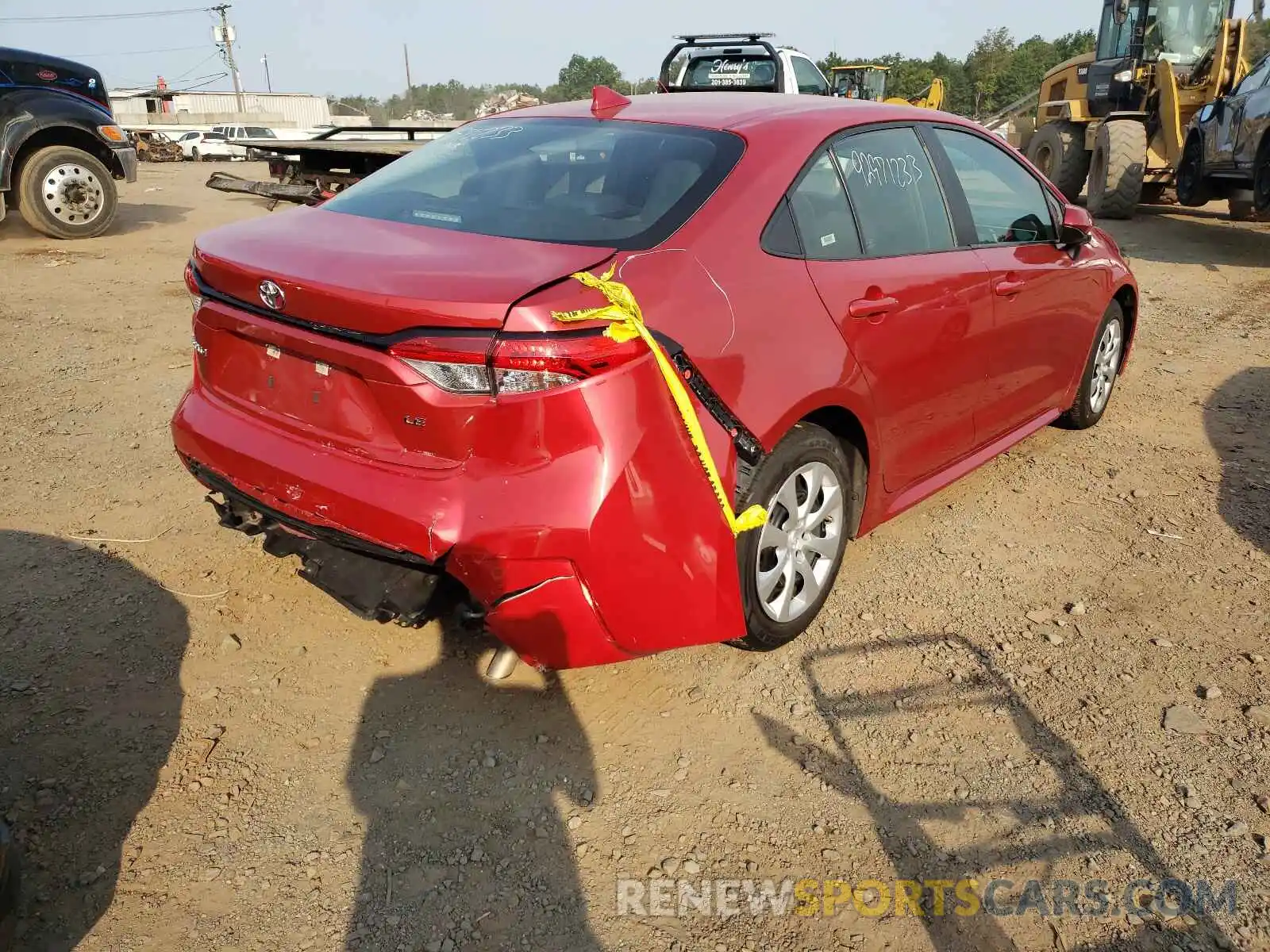 4 Photograph of a damaged car 5YFEPRAE5LP028743 TOYOTA COROLLA 2020