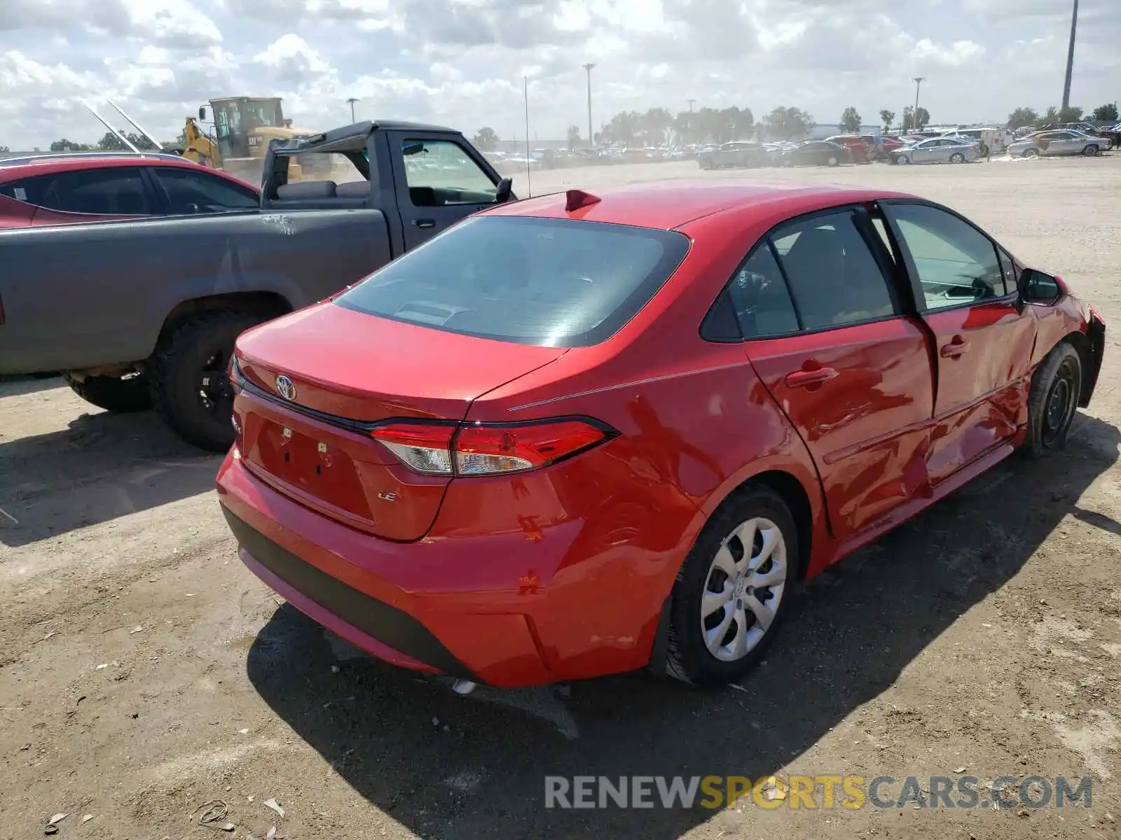 4 Photograph of a damaged car 5YFEPRAE5LP029293 TOYOTA COROLLA 2020