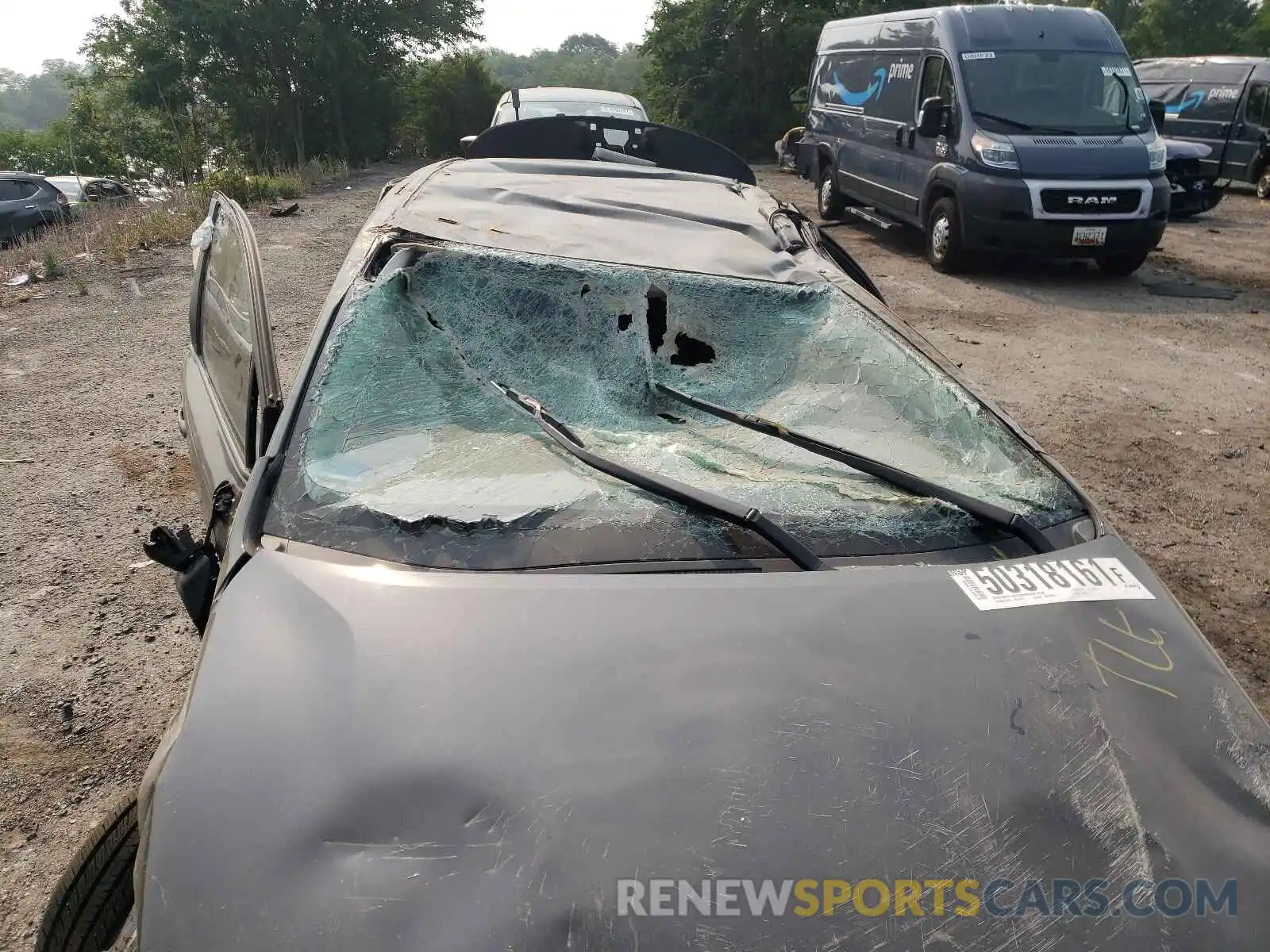 9 Photograph of a damaged car 5YFEPRAE5LP030122 TOYOTA COROLLA 2020