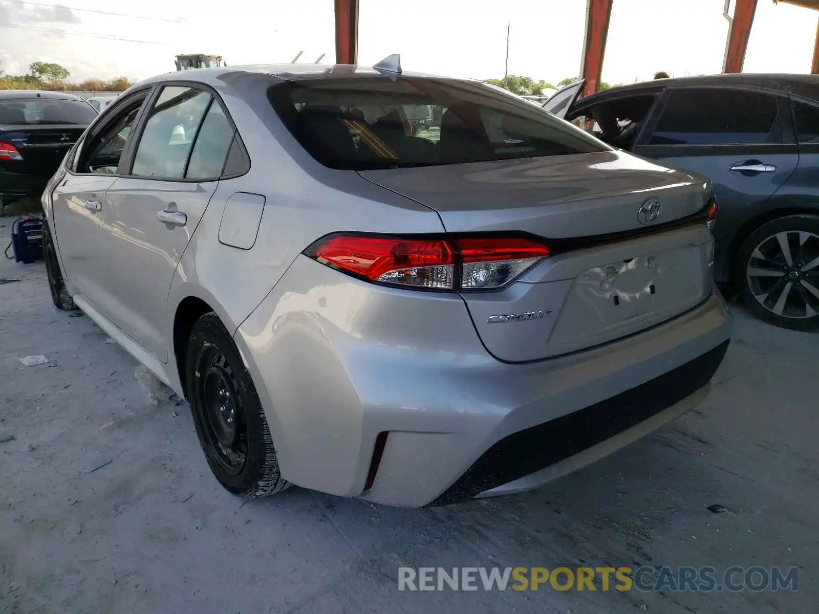 3 Photograph of a damaged car 5YFEPRAE5LP030797 TOYOTA COROLLA 2020