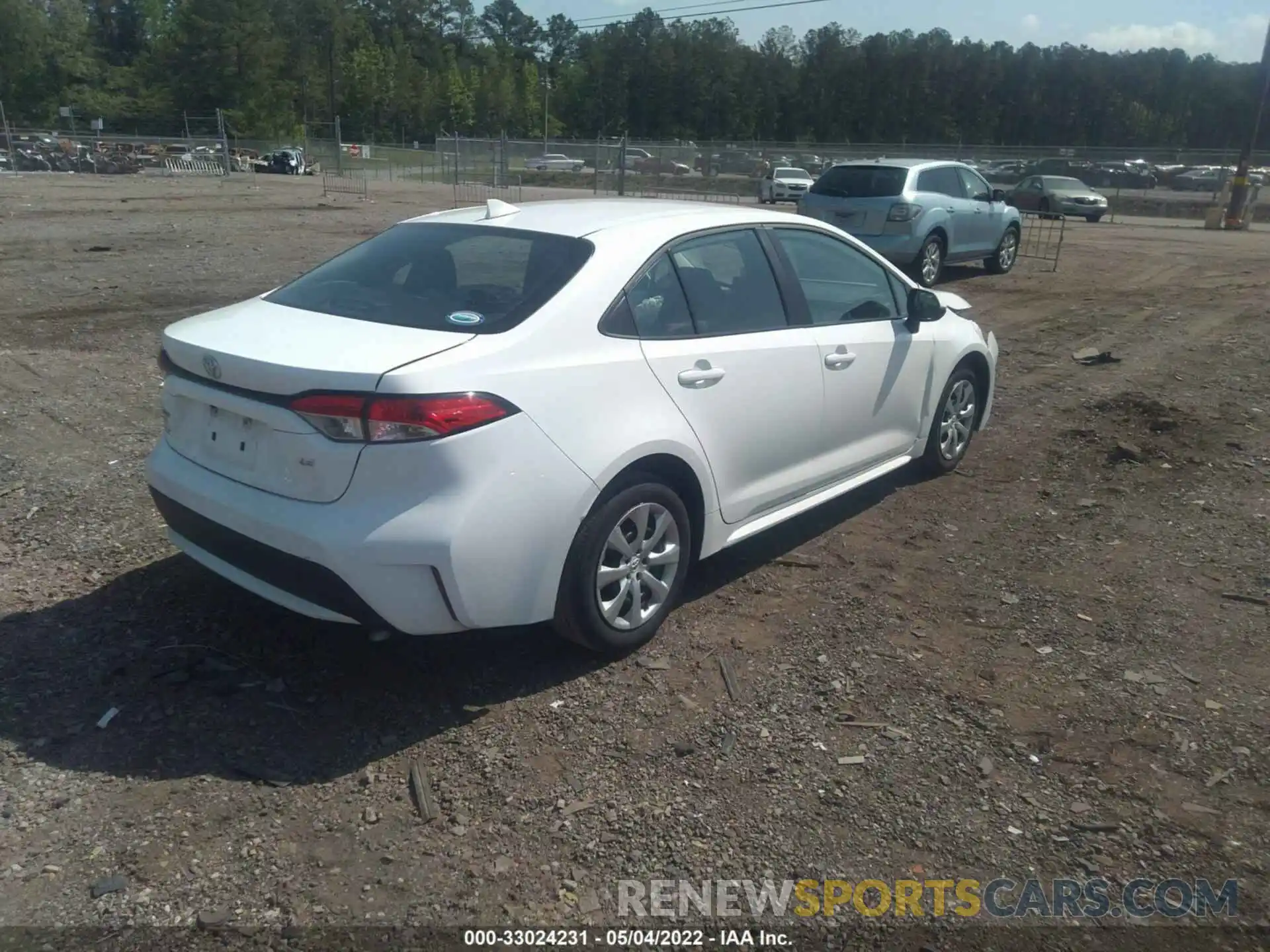 4 Photograph of a damaged car 5YFEPRAE5LP030878 TOYOTA COROLLA 2020