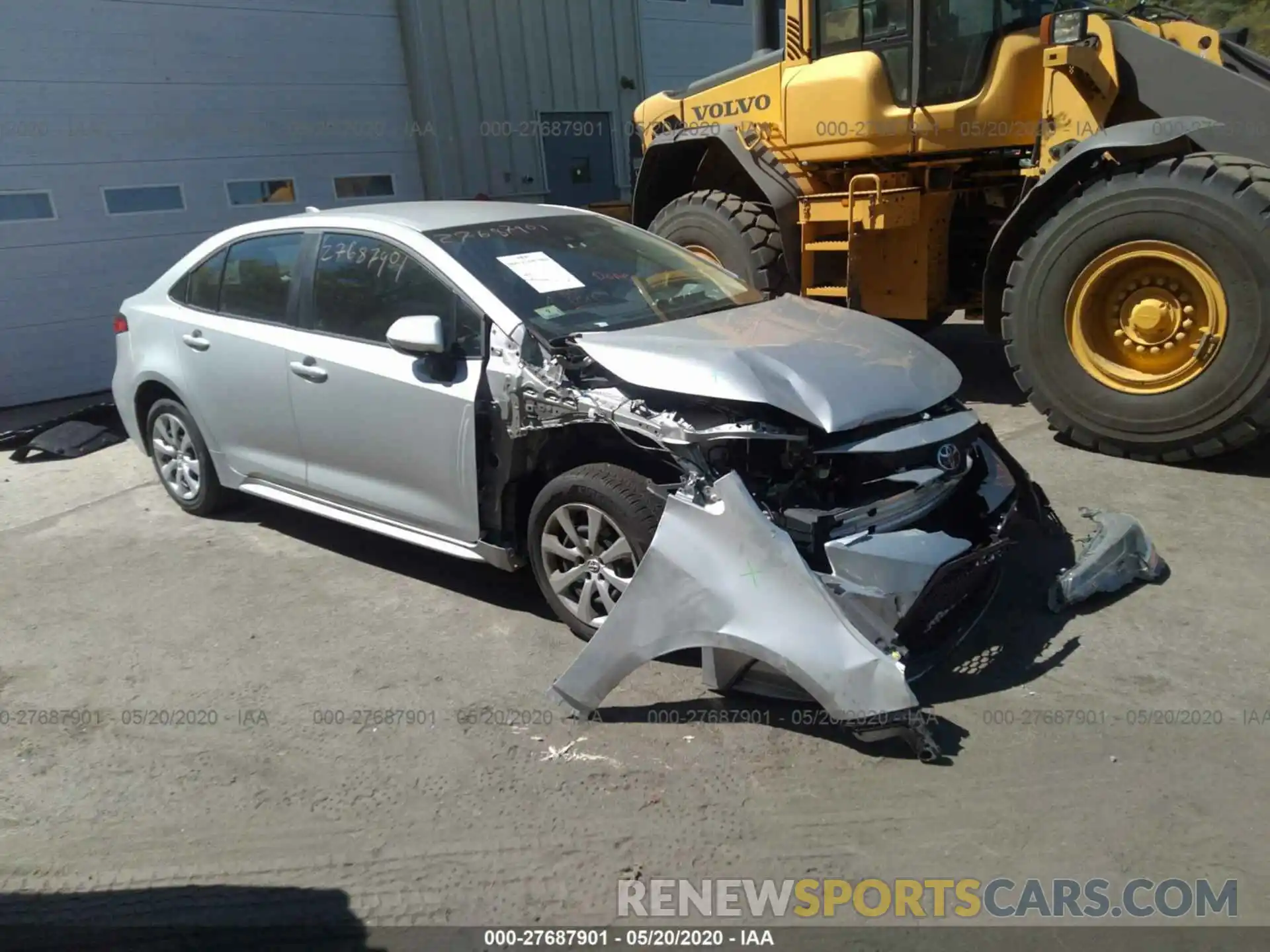 1 Photograph of a damaged car 5YFEPRAE5LP031562 TOYOTA COROLLA 2020