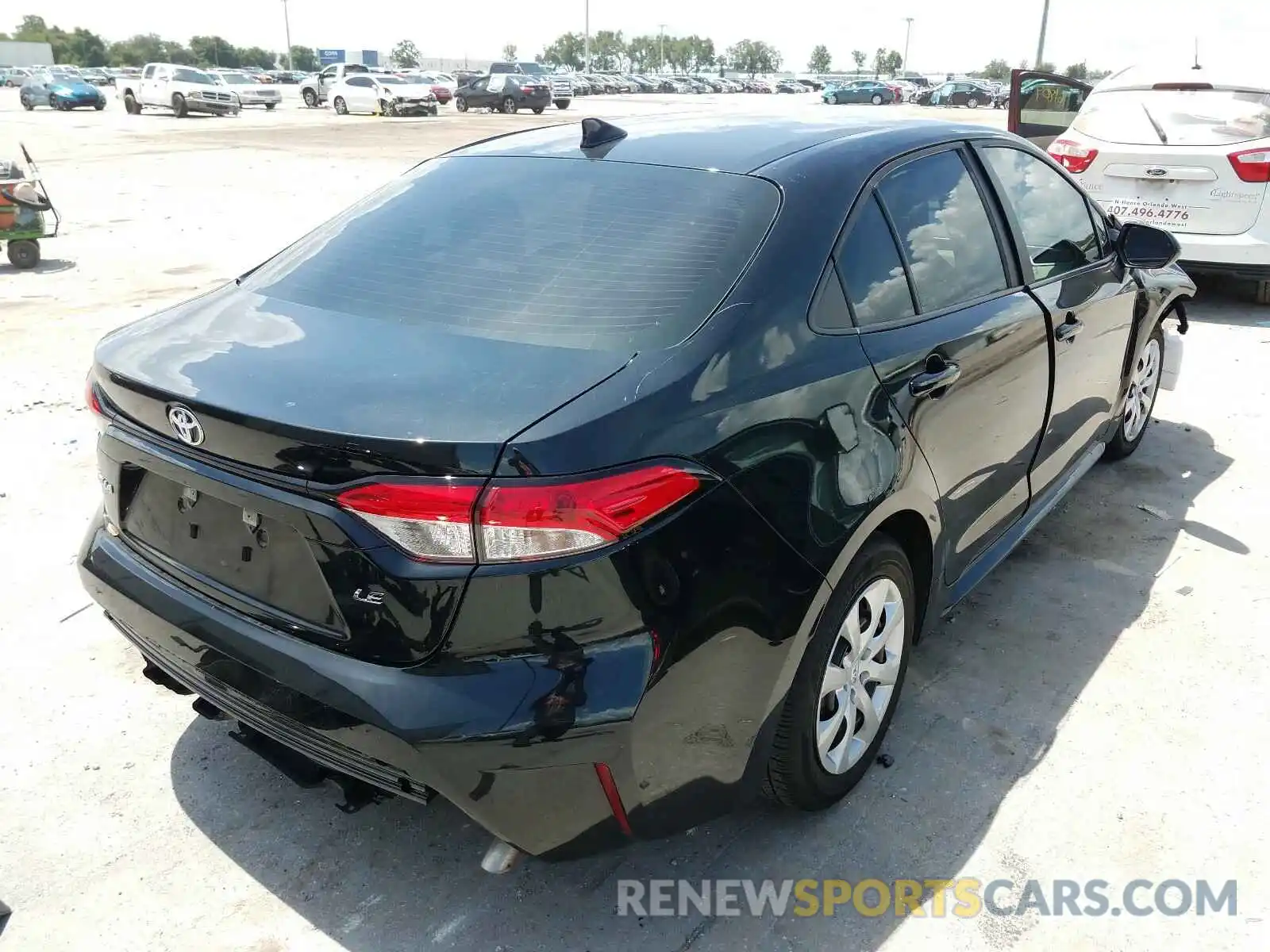 4 Photograph of a damaged car 5YFEPRAE5LP032601 TOYOTA COROLLA 2020