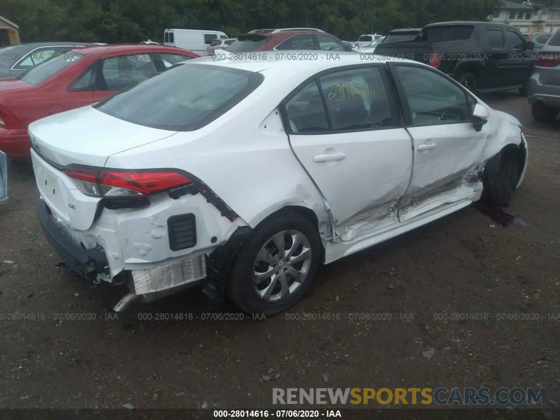 4 Фотография поврежденного автомобиля 5YFEPRAE5LP033120 TOYOTA COROLLA 2020