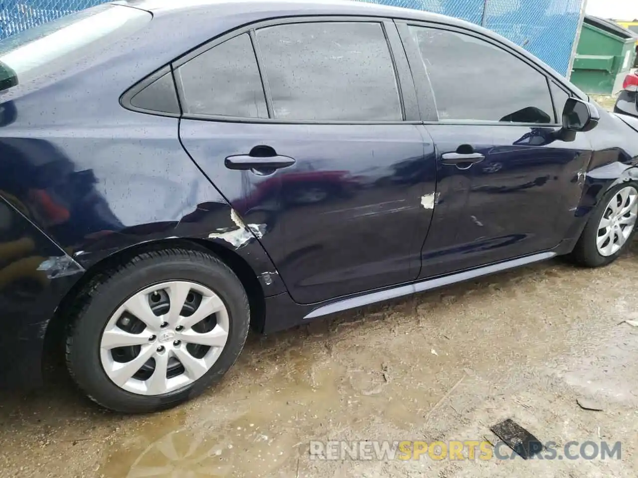 9 Photograph of a damaged car 5YFEPRAE5LP033232 TOYOTA COROLLA 2020