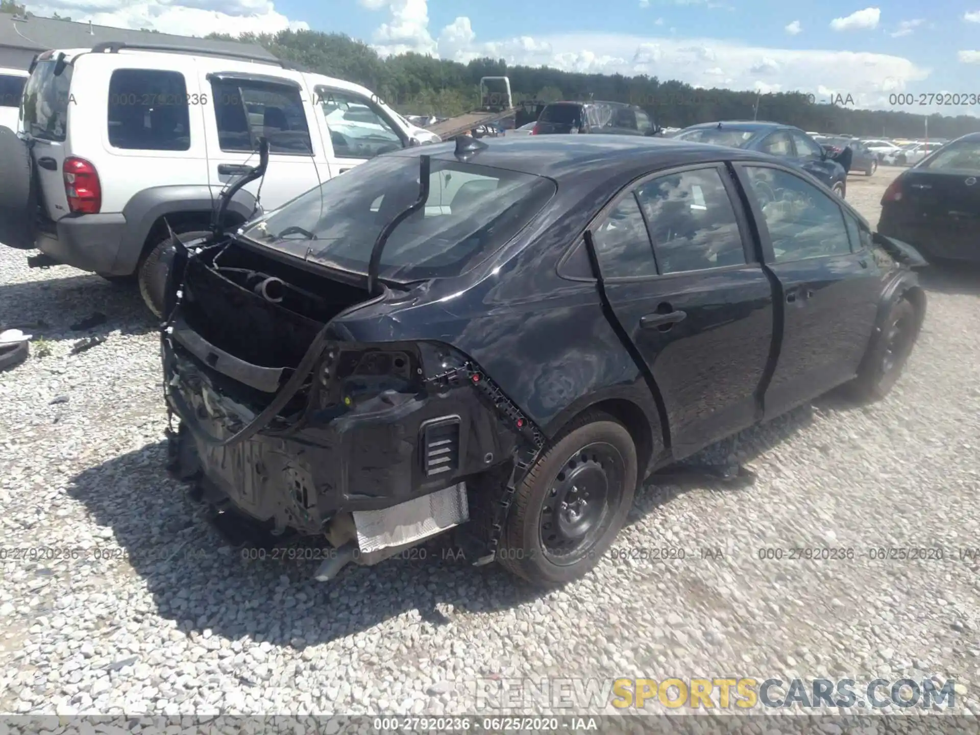 4 Photograph of a damaged car 5YFEPRAE5LP033926 TOYOTA COROLLA 2020