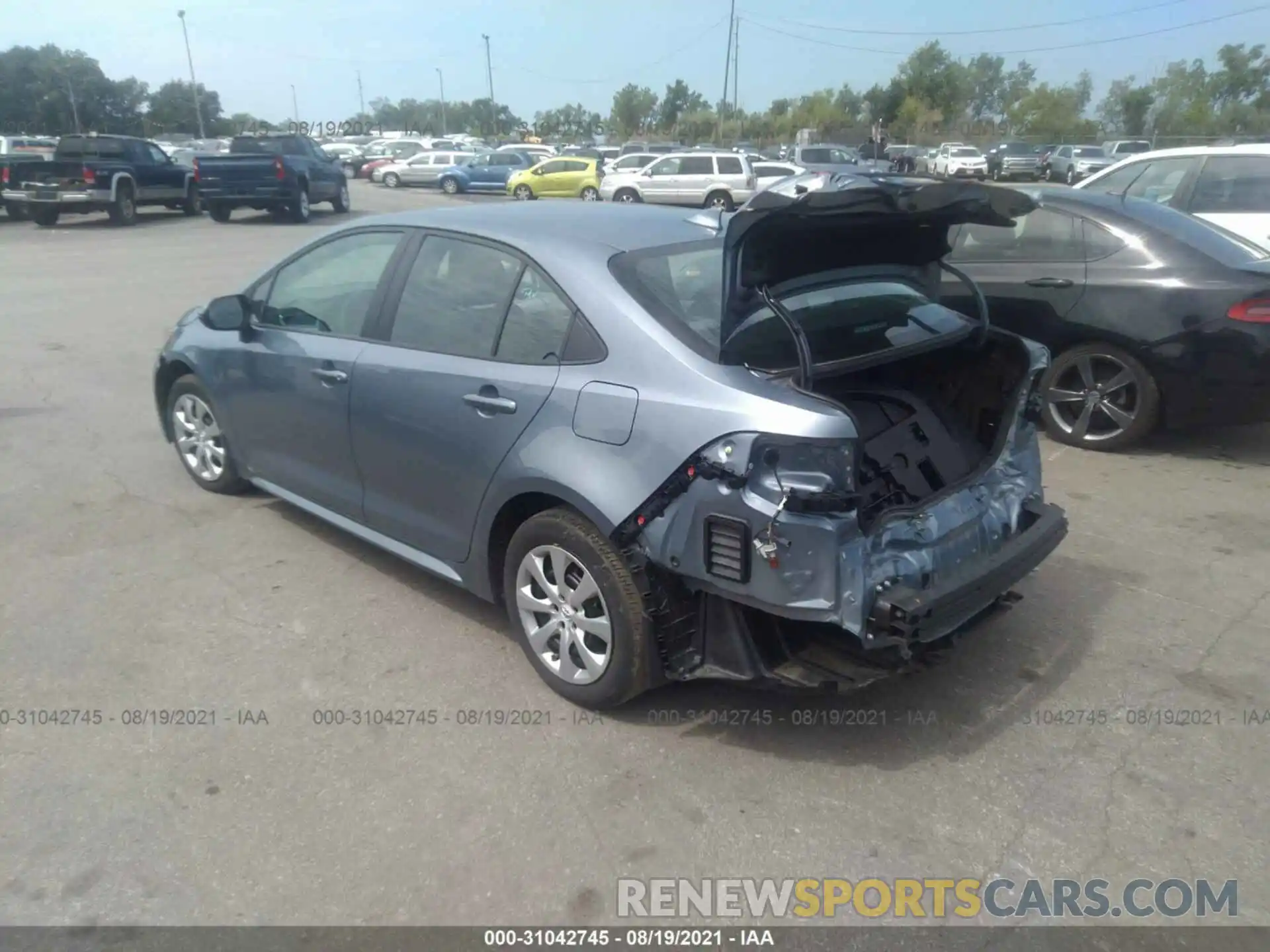 3 Photograph of a damaged car 5YFEPRAE5LP036034 TOYOTA COROLLA 2020