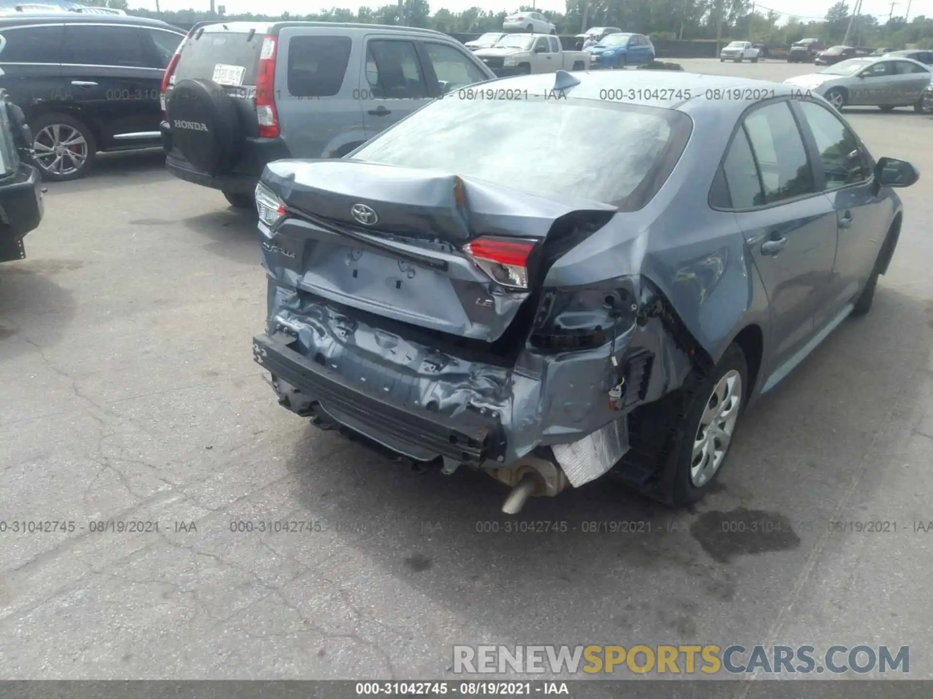 6 Photograph of a damaged car 5YFEPRAE5LP036034 TOYOTA COROLLA 2020