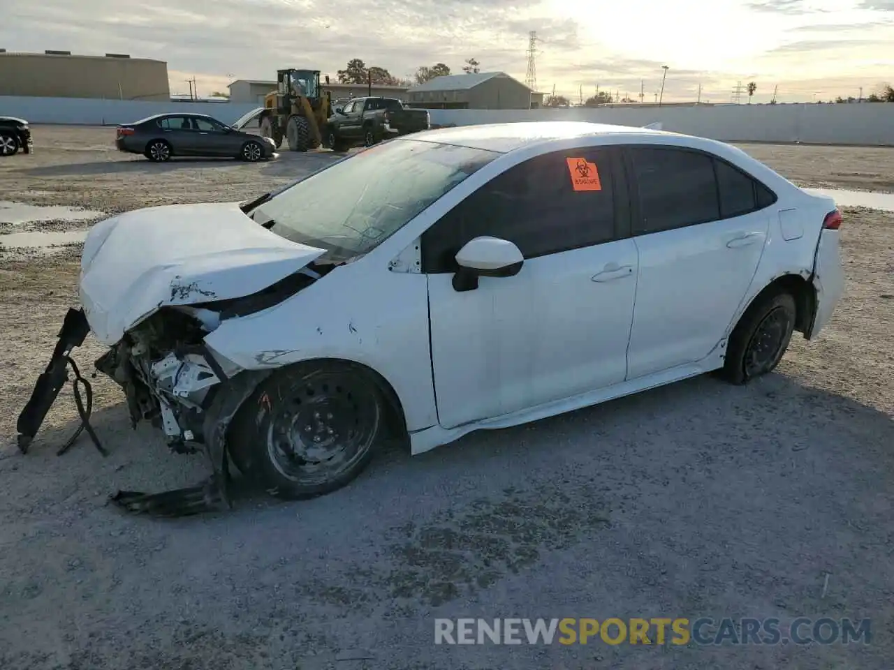 1 Photograph of a damaged car 5YFEPRAE5LP039662 TOYOTA COROLLA 2020