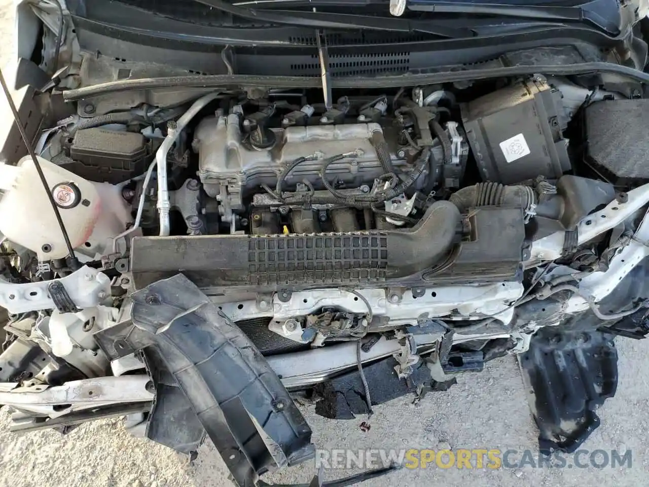 11 Photograph of a damaged car 5YFEPRAE5LP039662 TOYOTA COROLLA 2020