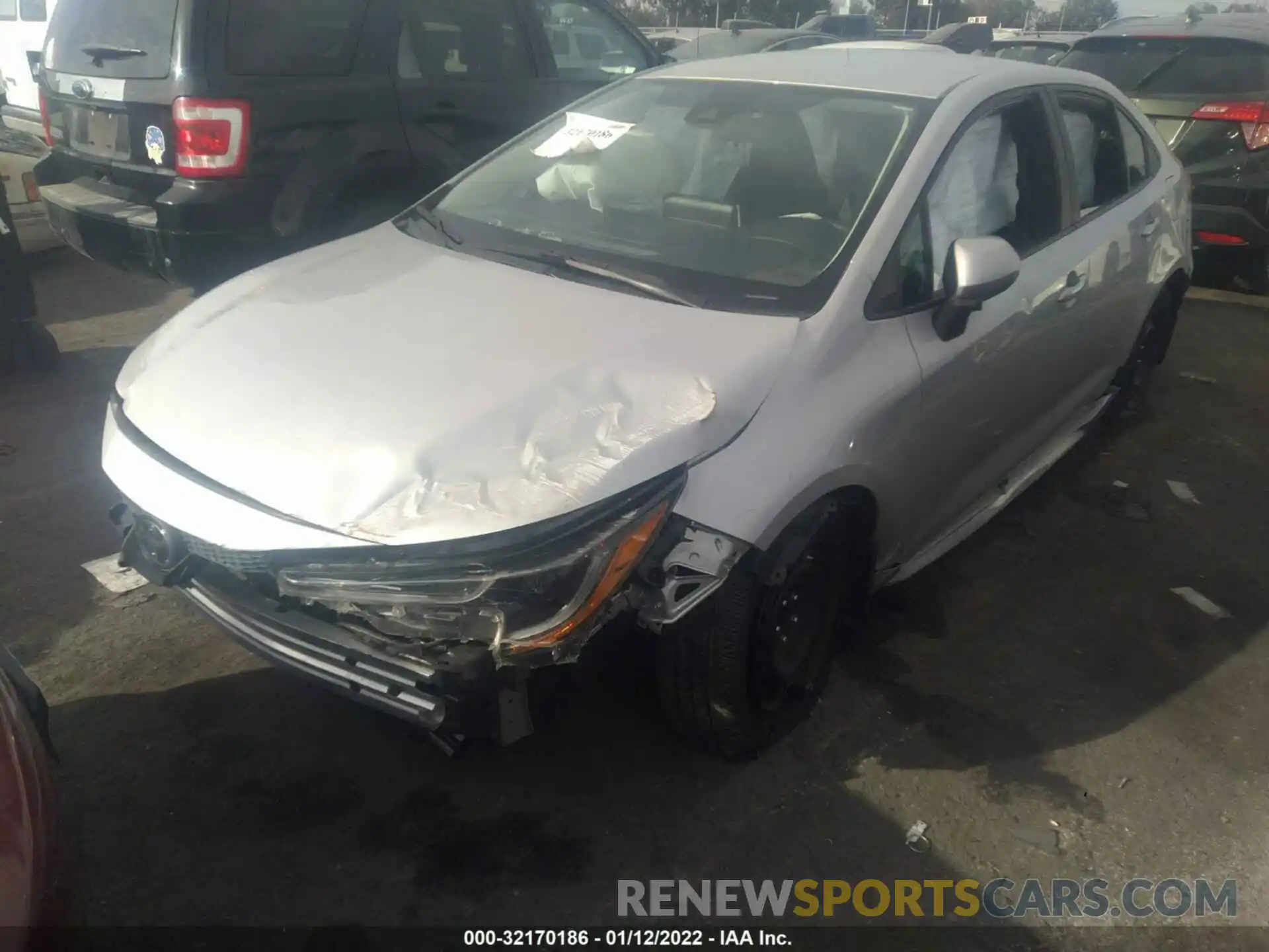 2 Photograph of a damaged car 5YFEPRAE5LP039872 TOYOTA COROLLA 2020