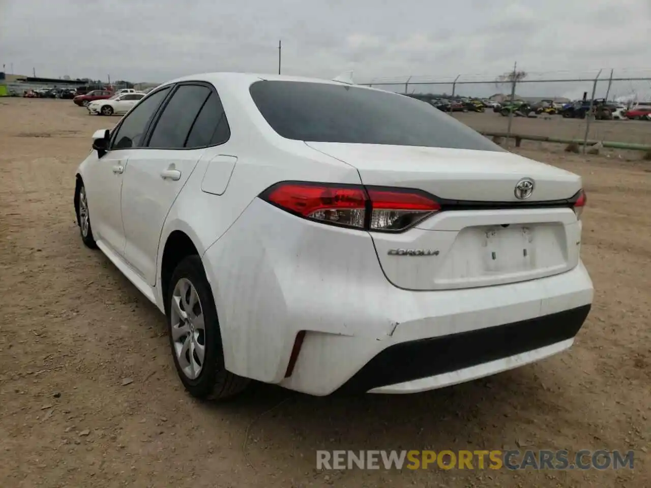 3 Photograph of a damaged car 5YFEPRAE5LP039970 TOYOTA COROLLA 2020