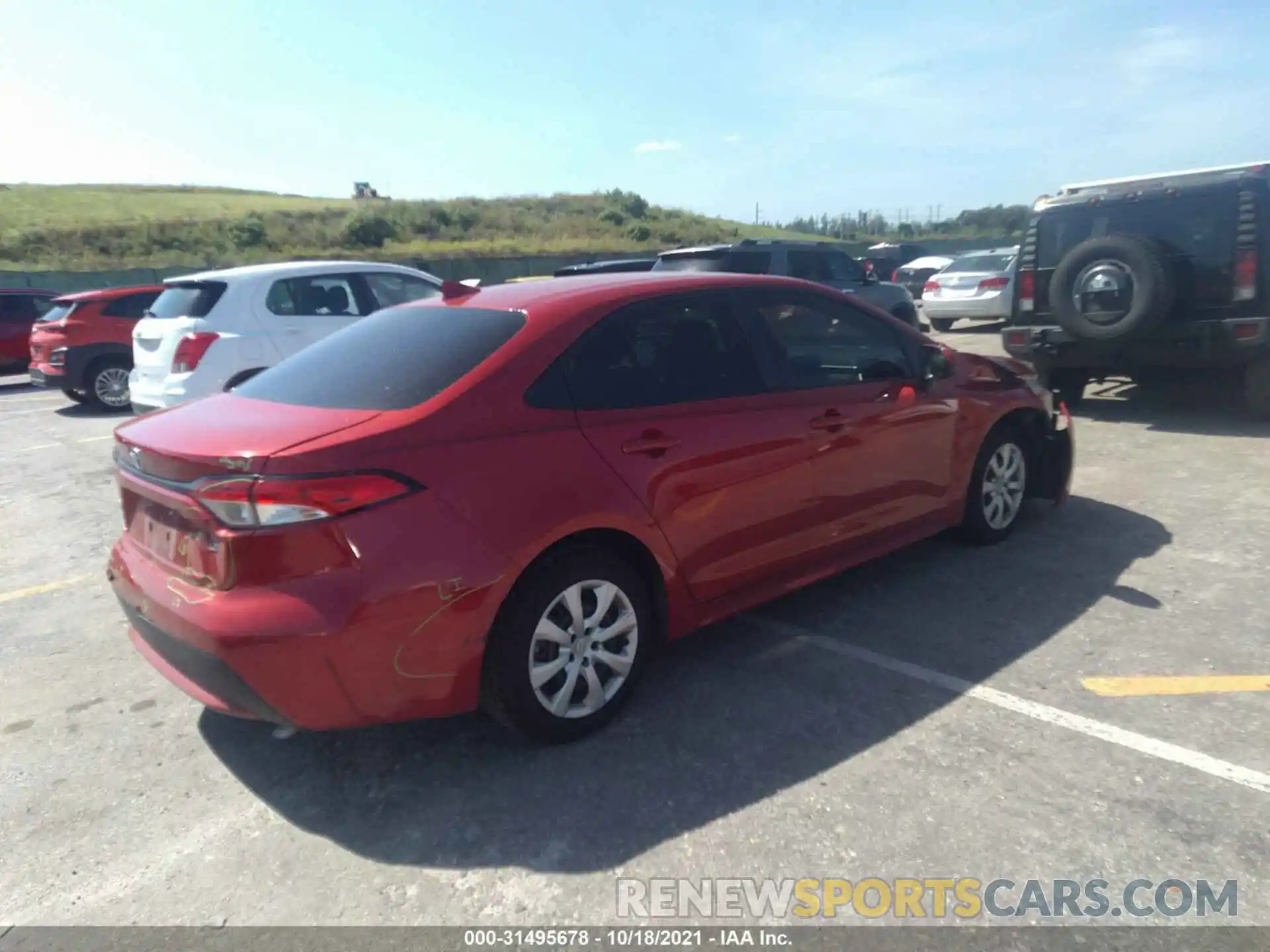 4 Photograph of a damaged car 5YFEPRAE5LP040410 TOYOTA COROLLA 2020