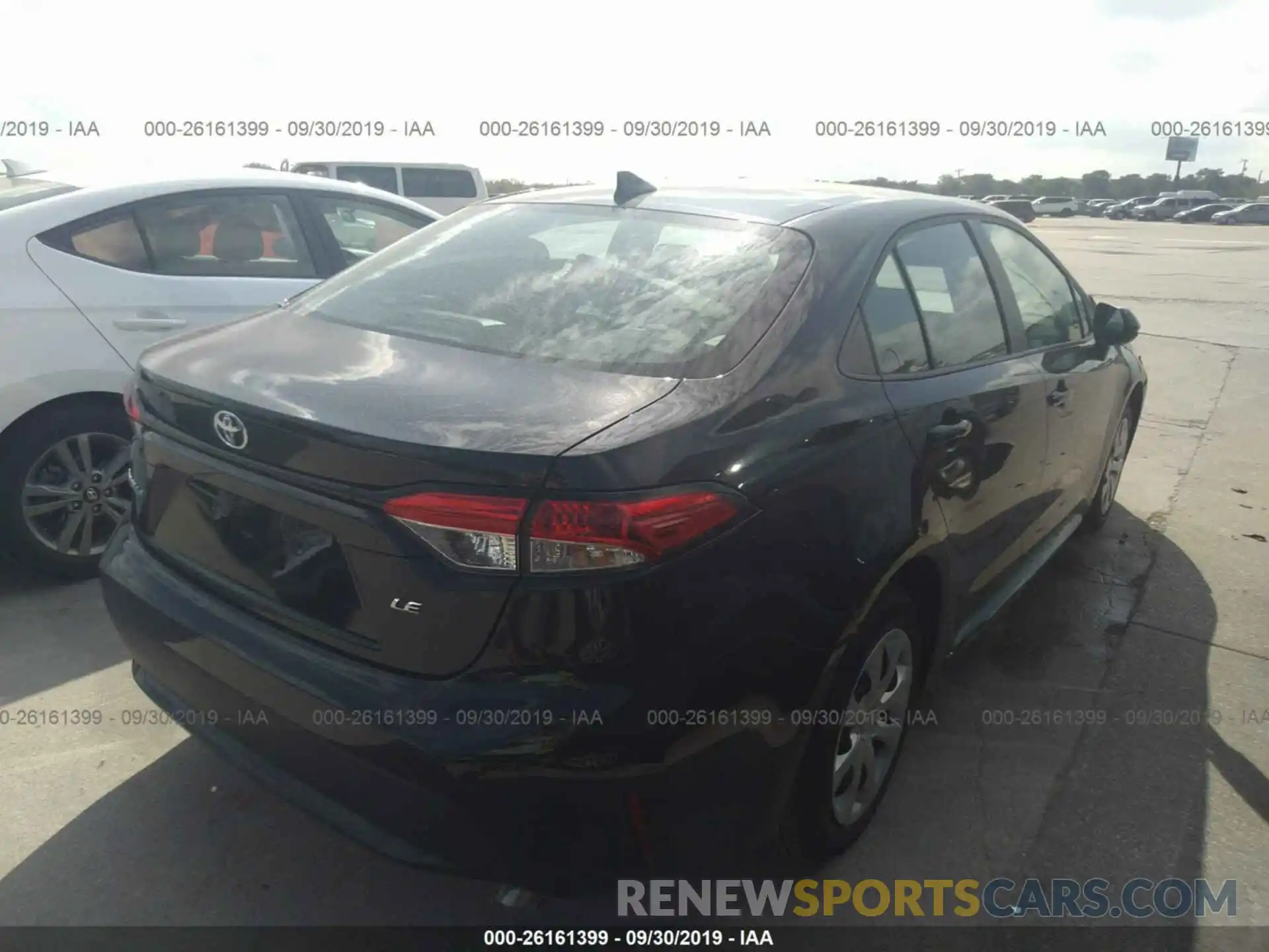 4 Photograph of a damaged car 5YFEPRAE5LP040830 TOYOTA COROLLA 2020