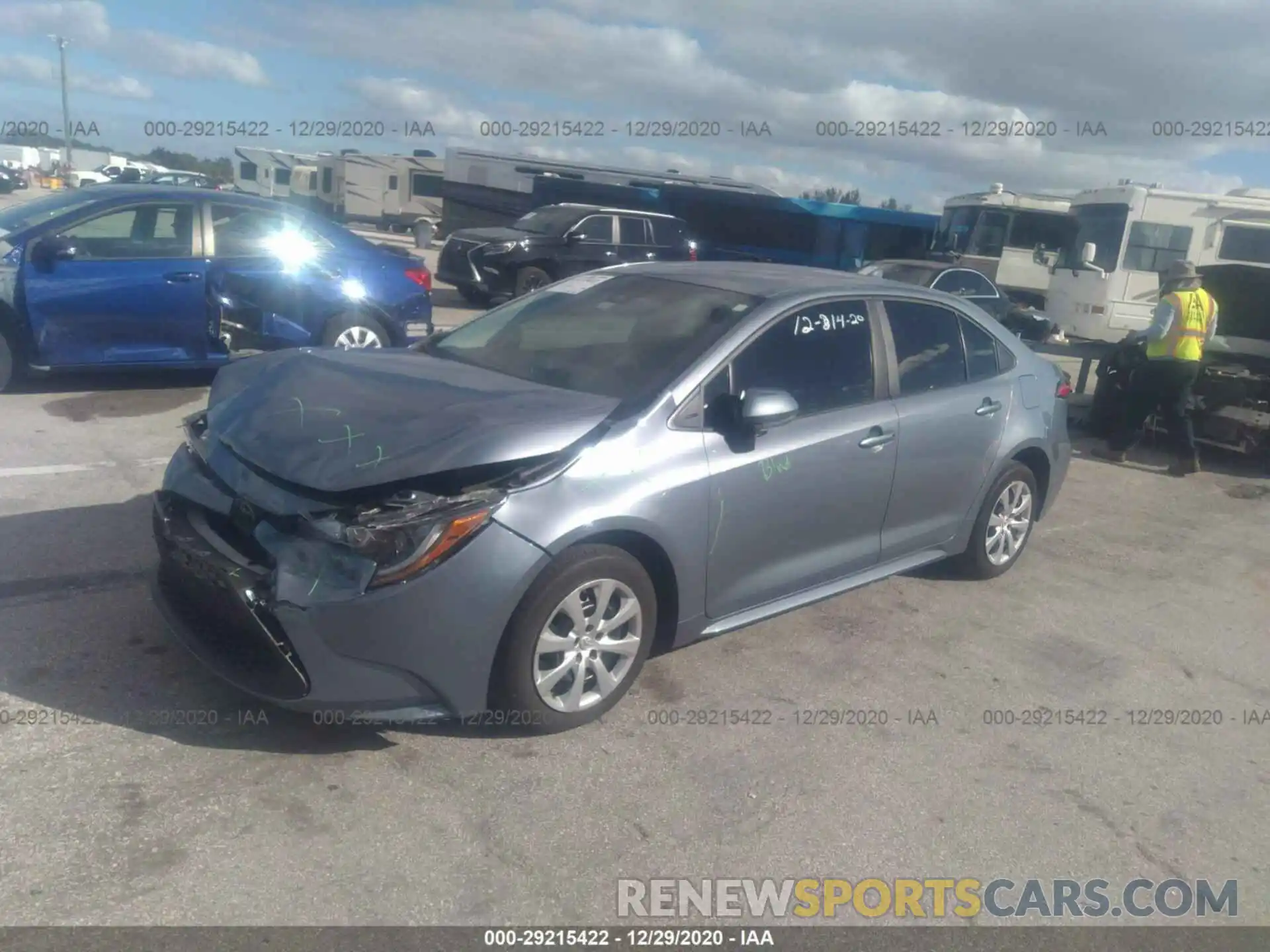 2 Photograph of a damaged car 5YFEPRAE5LP041542 TOYOTA COROLLA 2020