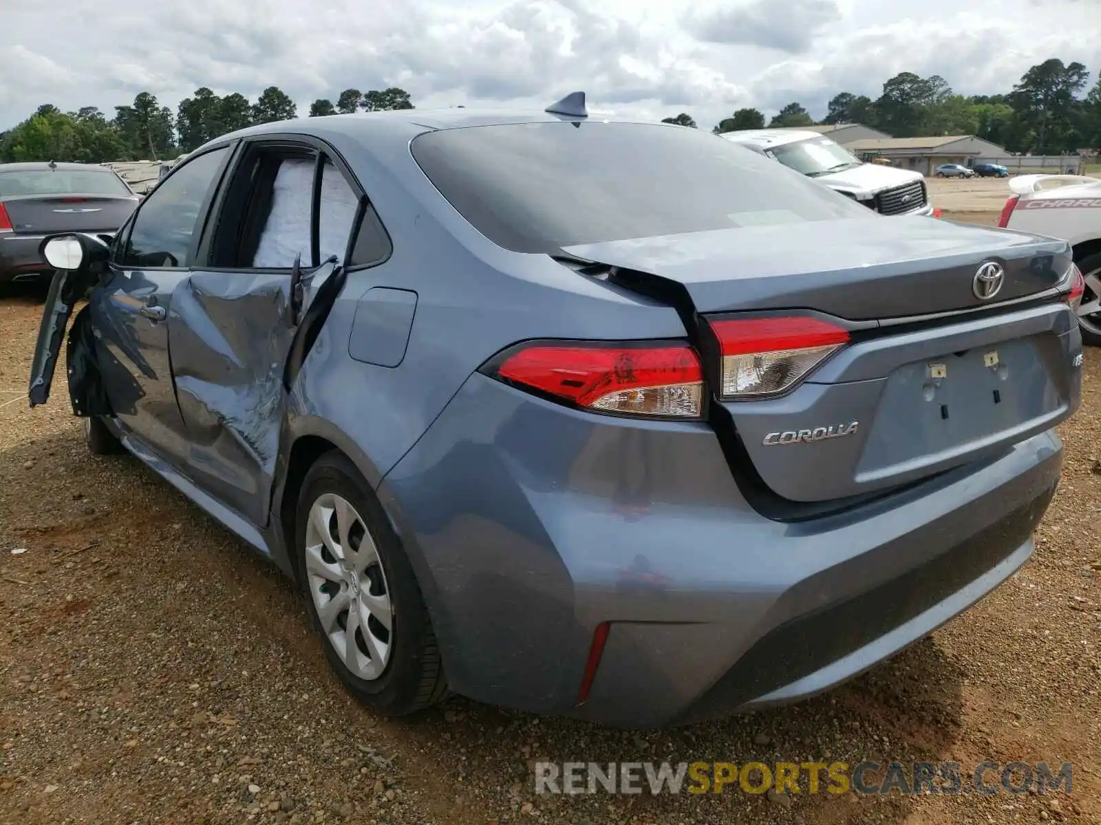 3 Photograph of a damaged car 5YFEPRAE5LP042755 TOYOTA COROLLA 2020