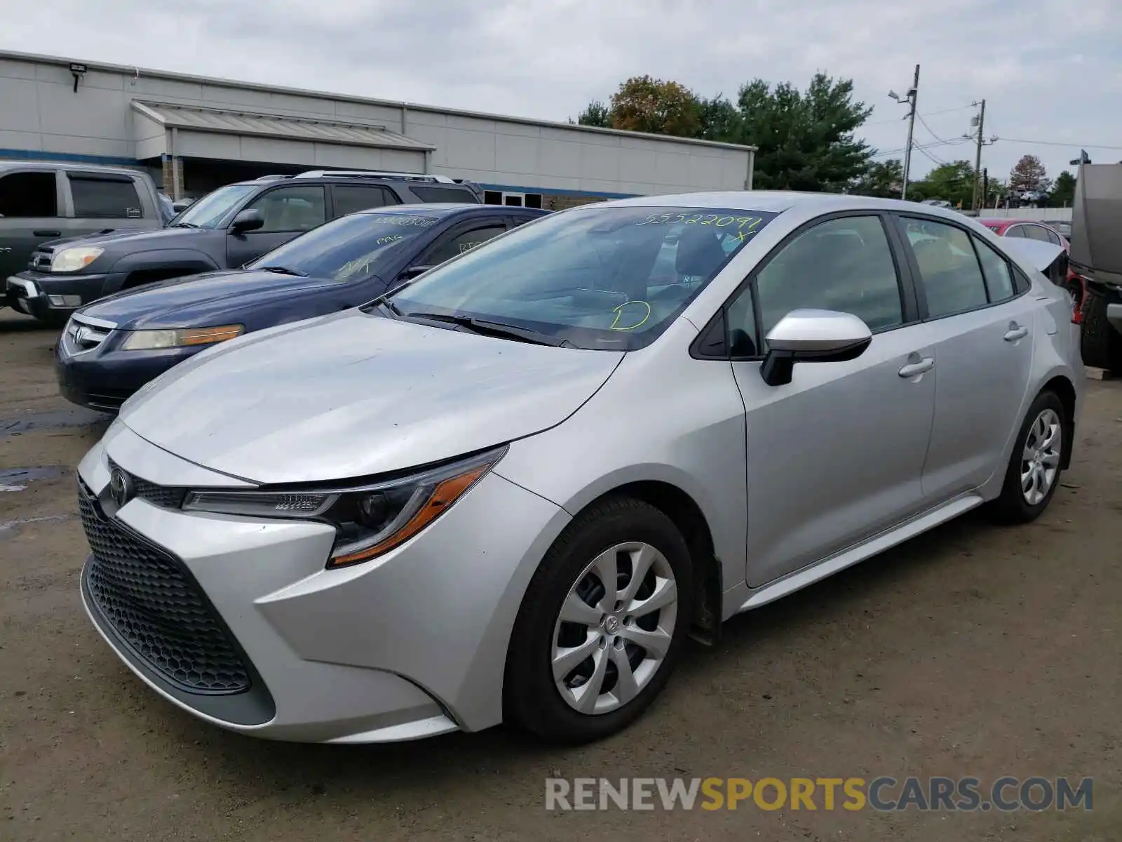 2 Photograph of a damaged car 5YFEPRAE5LP043629 TOYOTA COROLLA 2020