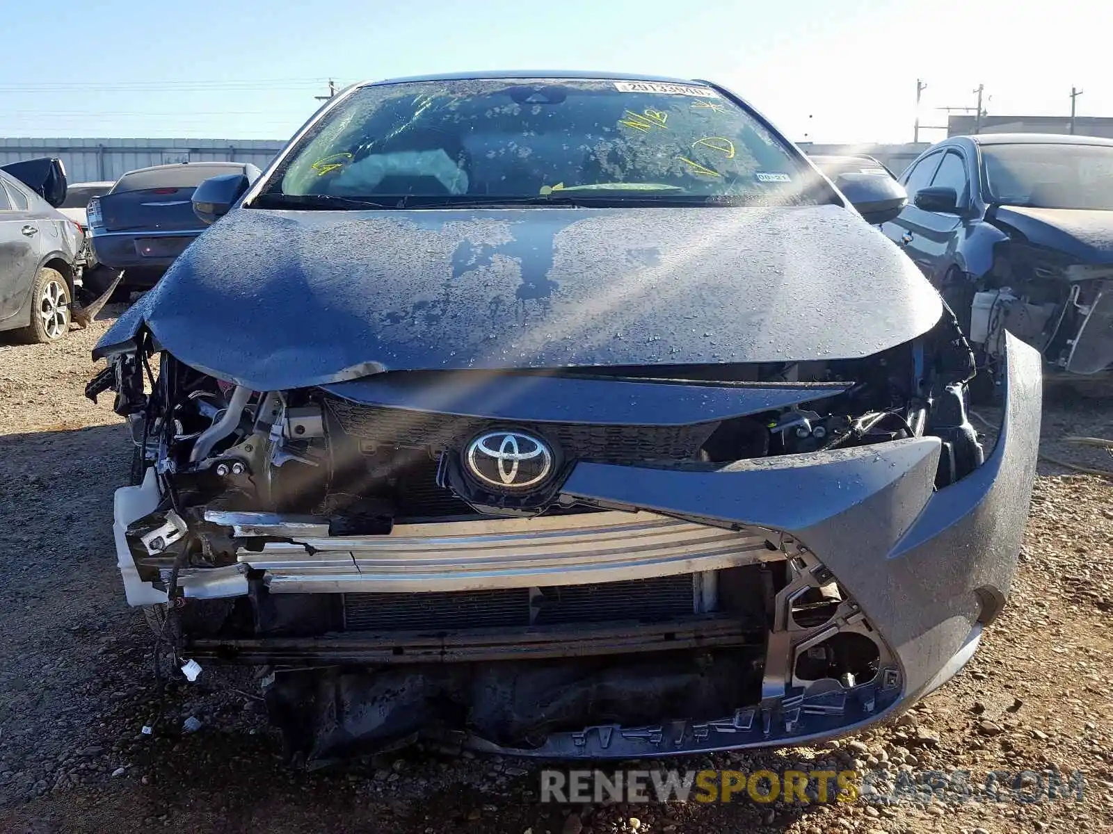 9 Photograph of a damaged car 5YFEPRAE5LP043727 TOYOTA COROLLA 2020