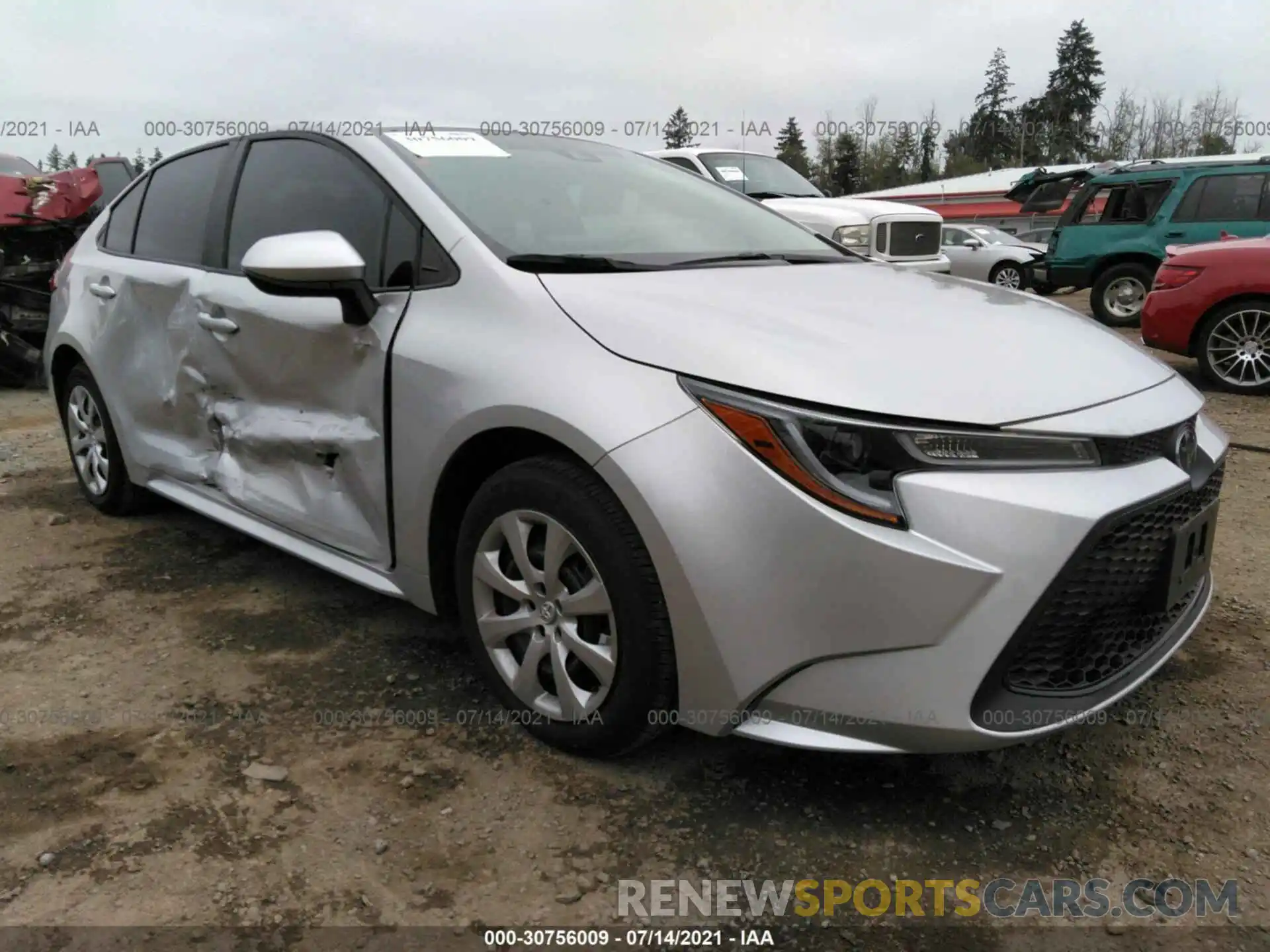 1 Photograph of a damaged car 5YFEPRAE5LP045820 TOYOTA COROLLA 2020