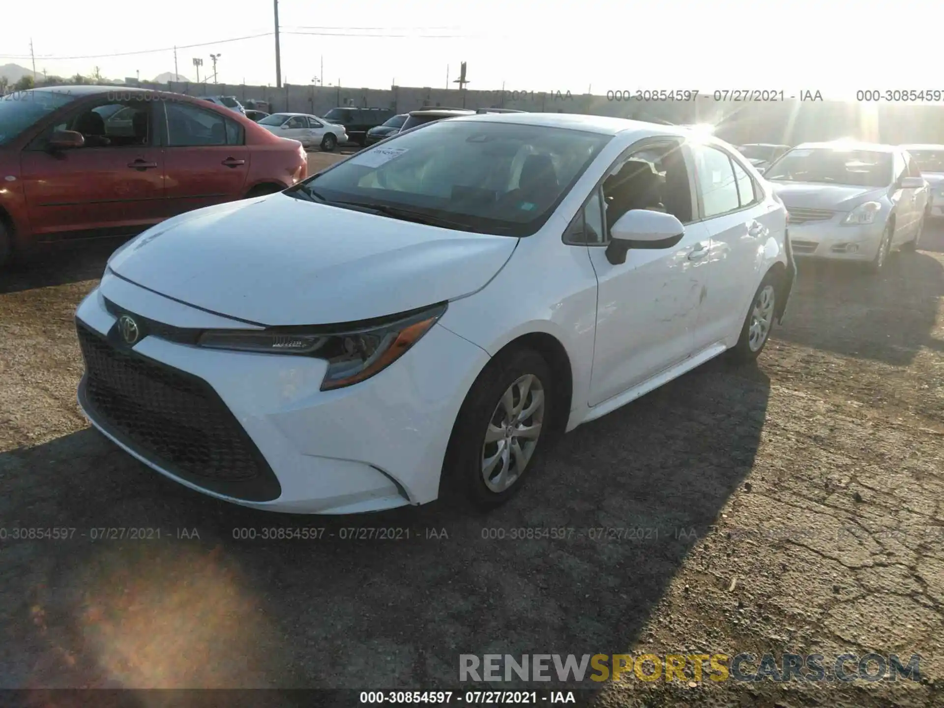 2 Photograph of a damaged car 5YFEPRAE5LP047955 TOYOTA COROLLA 2020