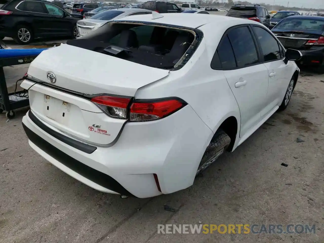 4 Photograph of a damaged car 5YFEPRAE5LP048829 TOYOTA COROLLA 2020