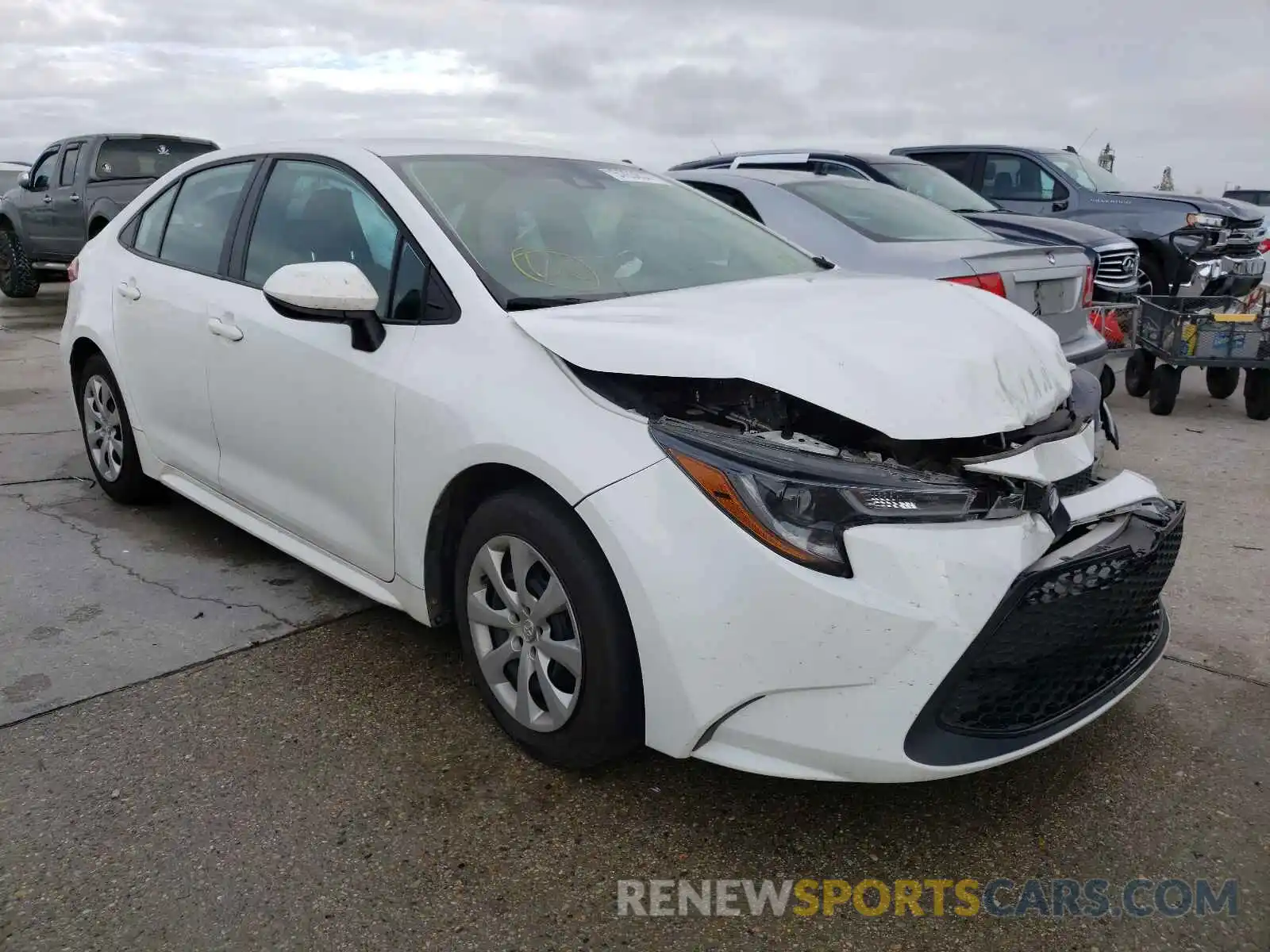 1 Photograph of a damaged car 5YFEPRAE5LP049561 TOYOTA COROLLA 2020