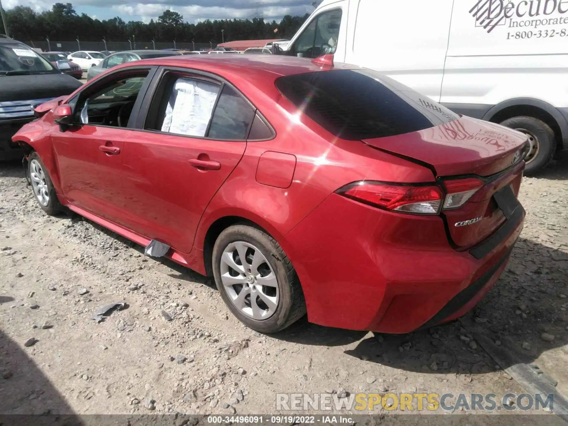 3 Photograph of a damaged car 5YFEPRAE5LP049866 TOYOTA COROLLA 2020