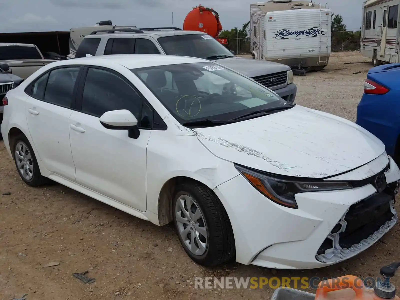 1 Photograph of a damaged car 5YFEPRAE5LP050113 TOYOTA COROLLA 2020