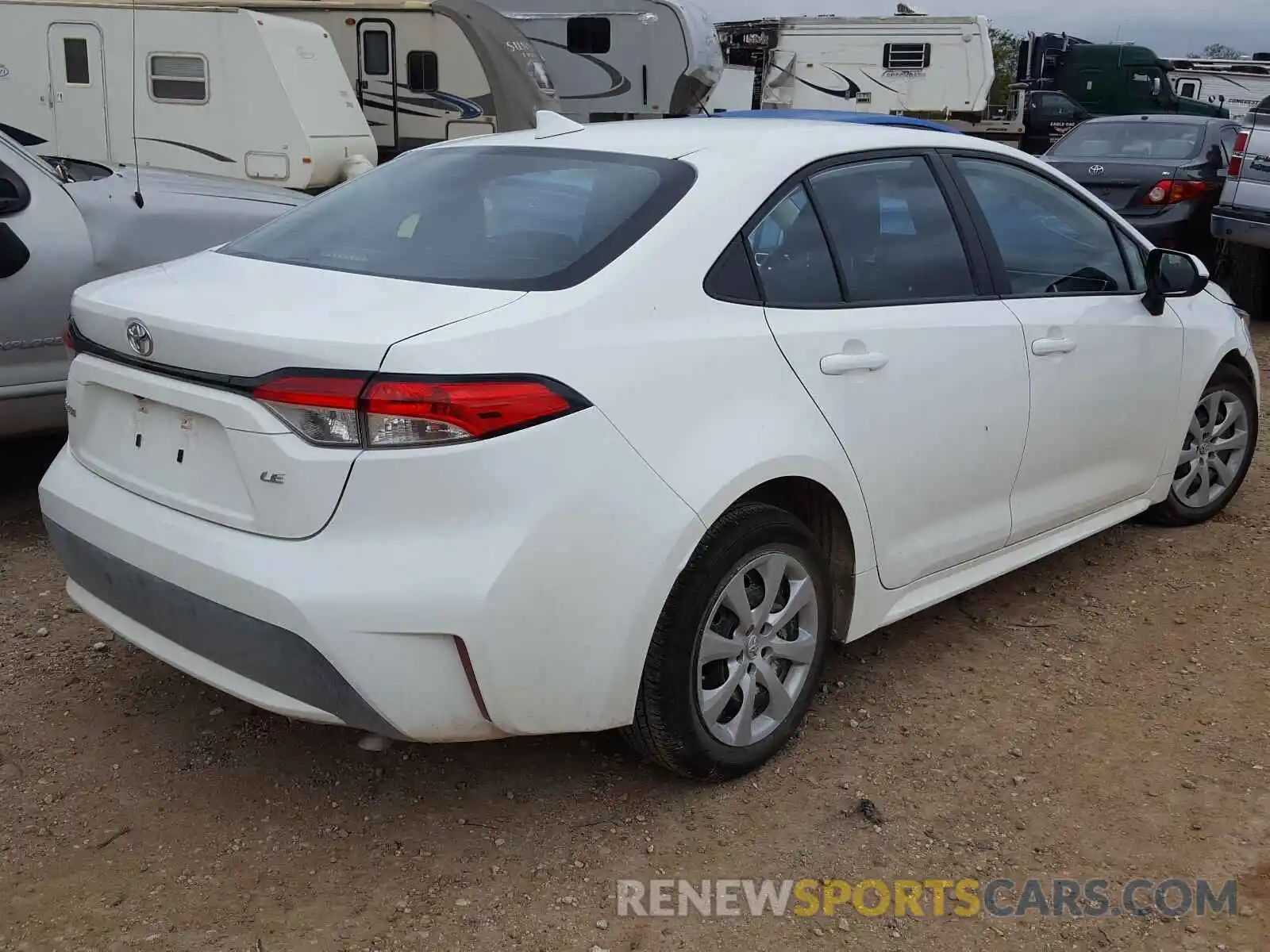 4 Photograph of a damaged car 5YFEPRAE5LP050113 TOYOTA COROLLA 2020