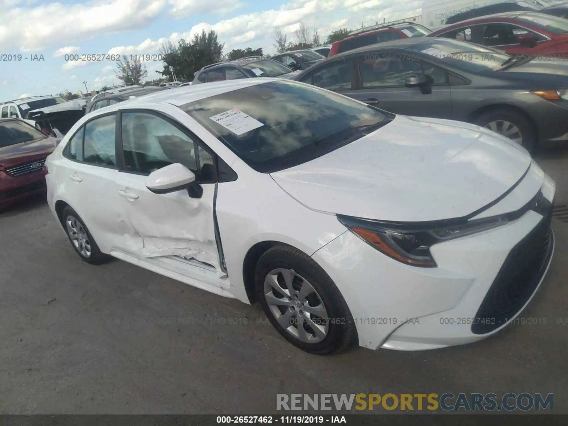 1 Photograph of a damaged car 5YFEPRAE5LP053240 TOYOTA COROLLA 2020