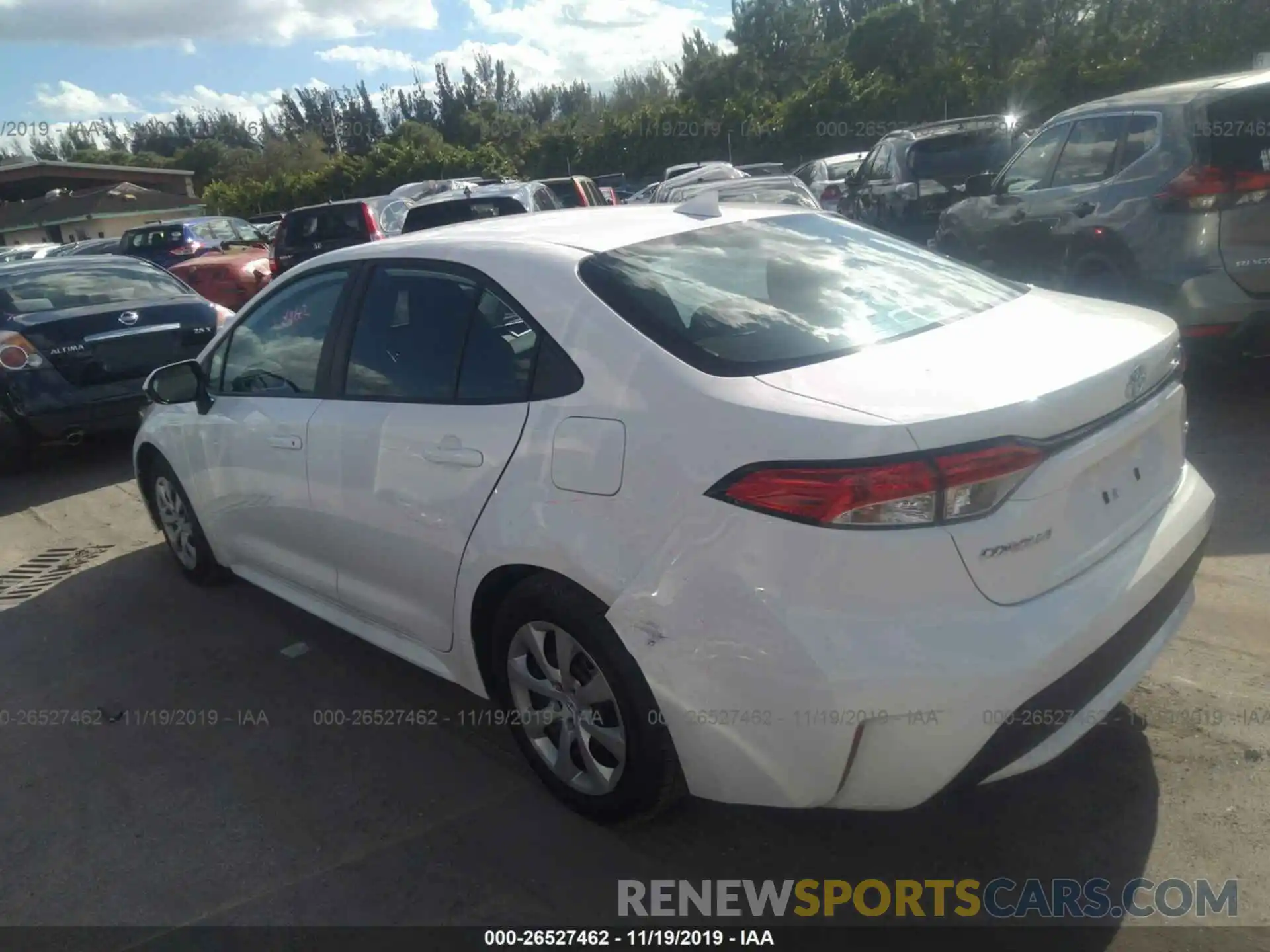 3 Photograph of a damaged car 5YFEPRAE5LP053240 TOYOTA COROLLA 2020