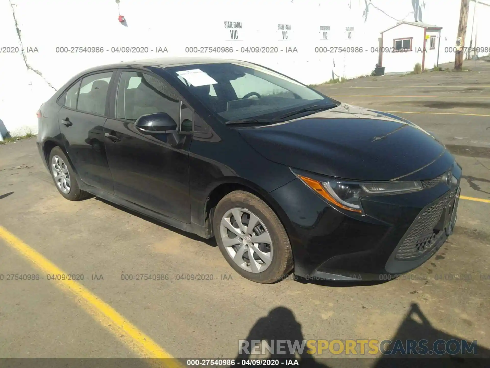 1 Photograph of a damaged car 5YFEPRAE5LP054906 TOYOTA COROLLA 2020