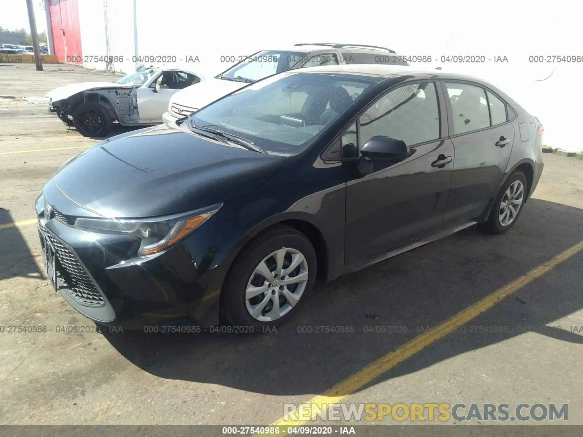 2 Photograph of a damaged car 5YFEPRAE5LP054906 TOYOTA COROLLA 2020