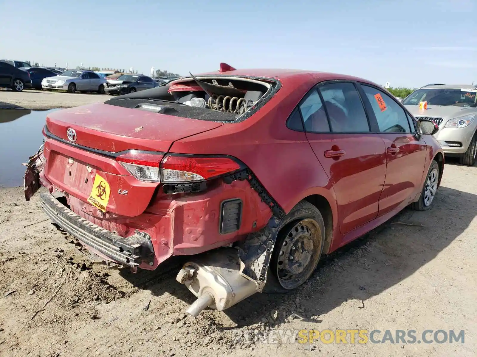 4 Фотография поврежденного автомобиля 5YFEPRAE5LP055182 TOYOTA COROLLA 2020