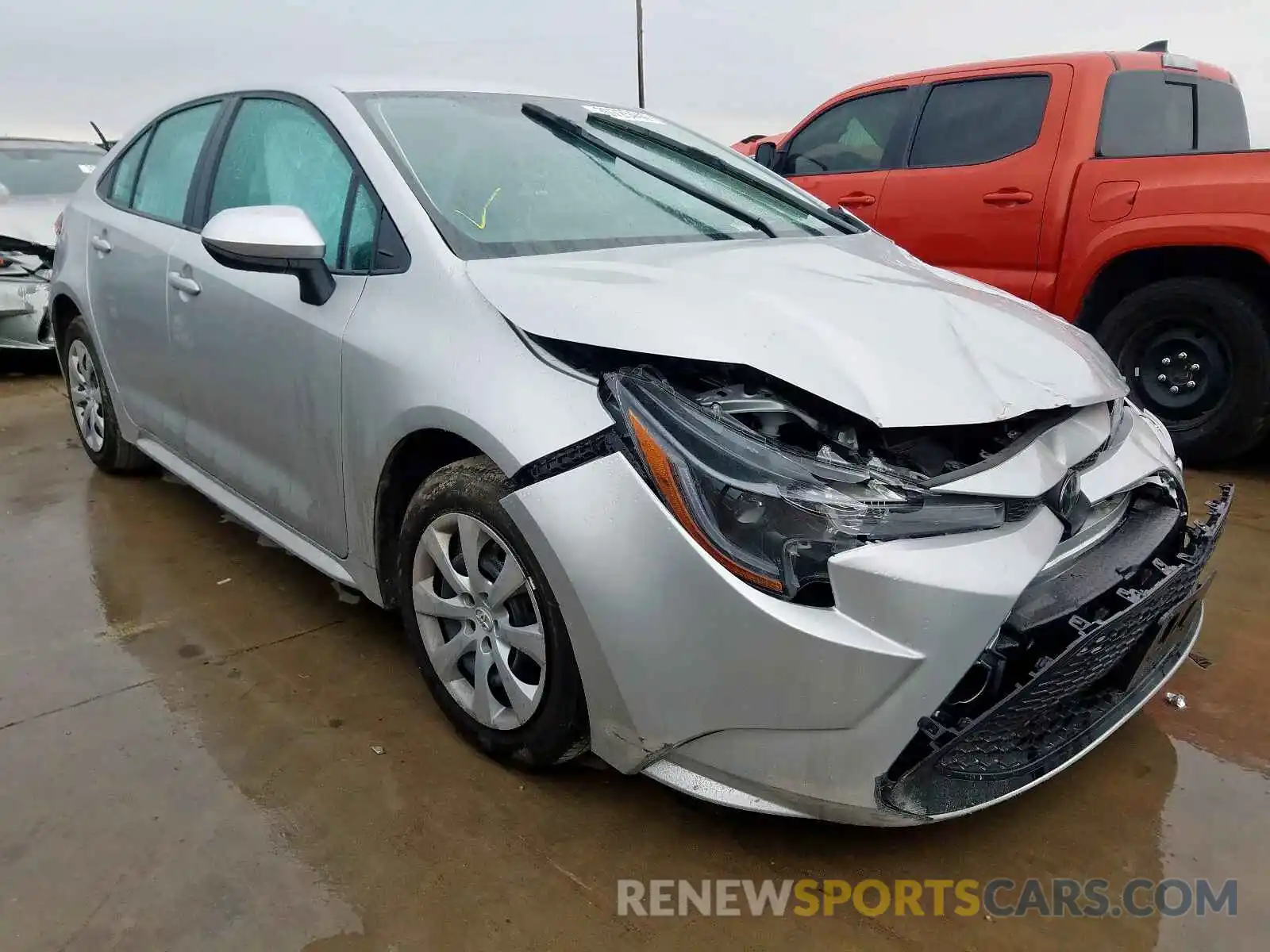 1 Photograph of a damaged car 5YFEPRAE5LP055716 TOYOTA COROLLA 2020