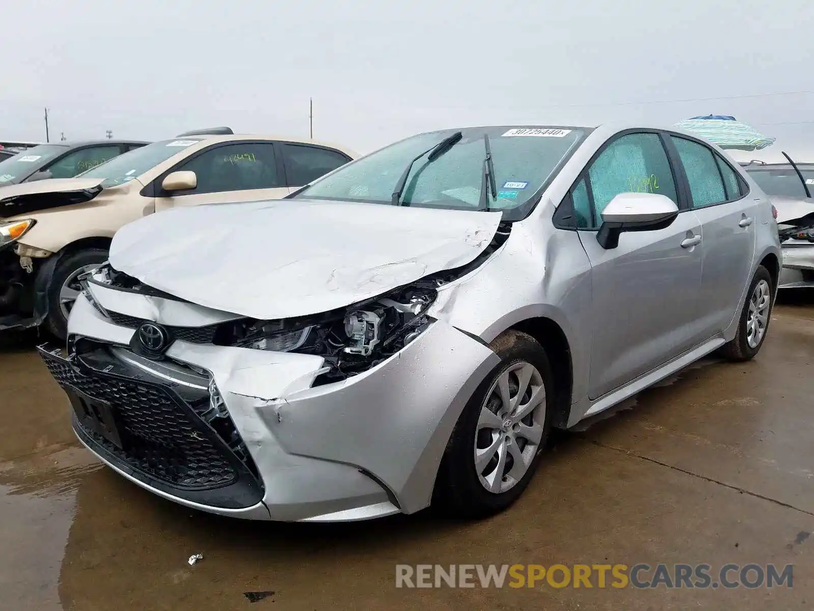 2 Photograph of a damaged car 5YFEPRAE5LP055716 TOYOTA COROLLA 2020