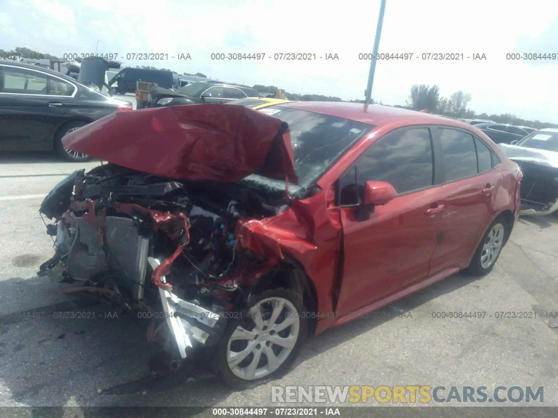 2 Photograph of a damaged car 5YFEPRAE5LP056137 TOYOTA COROLLA 2020